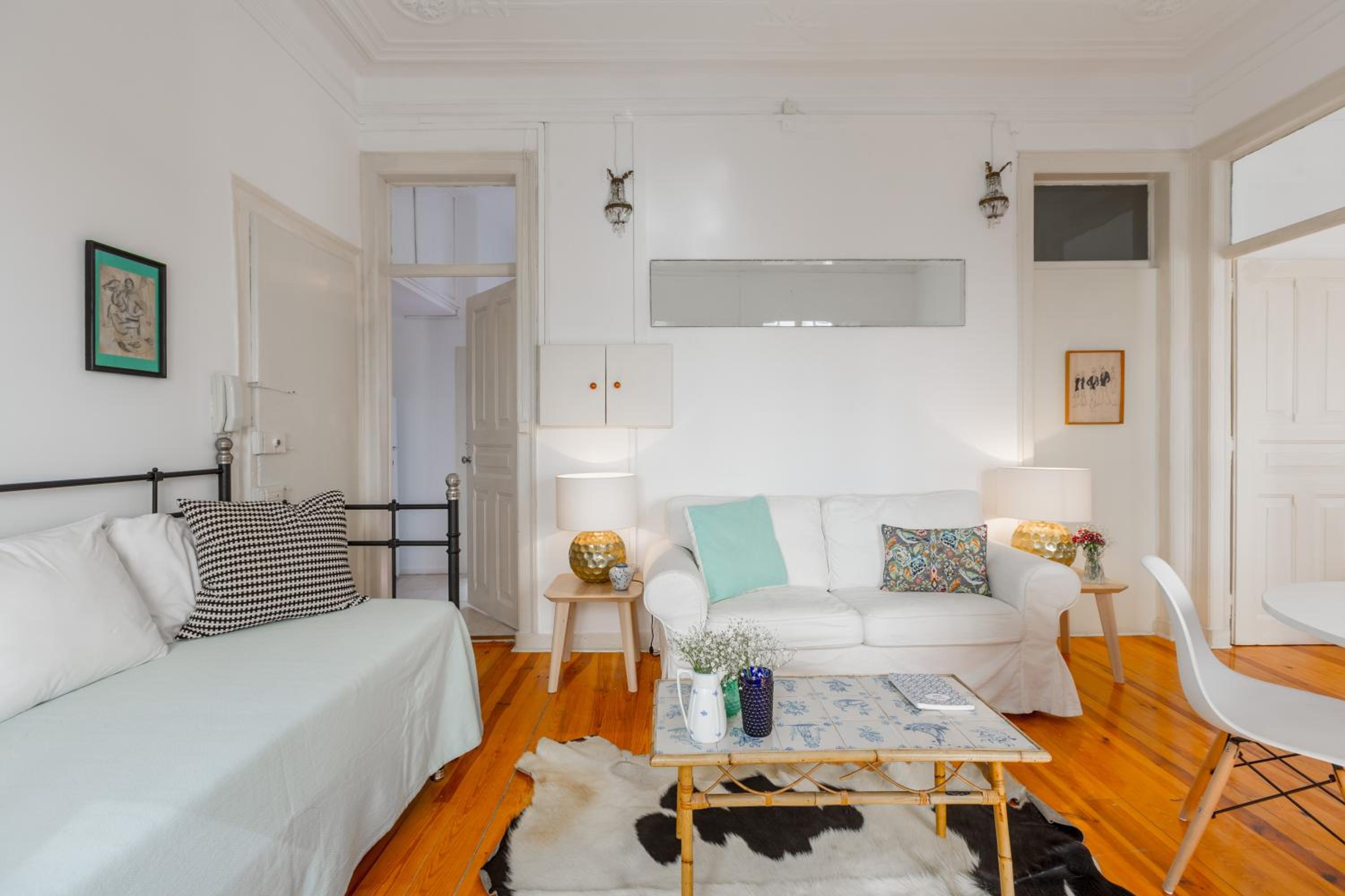 Two-Bedroom Apartment - Photo 1