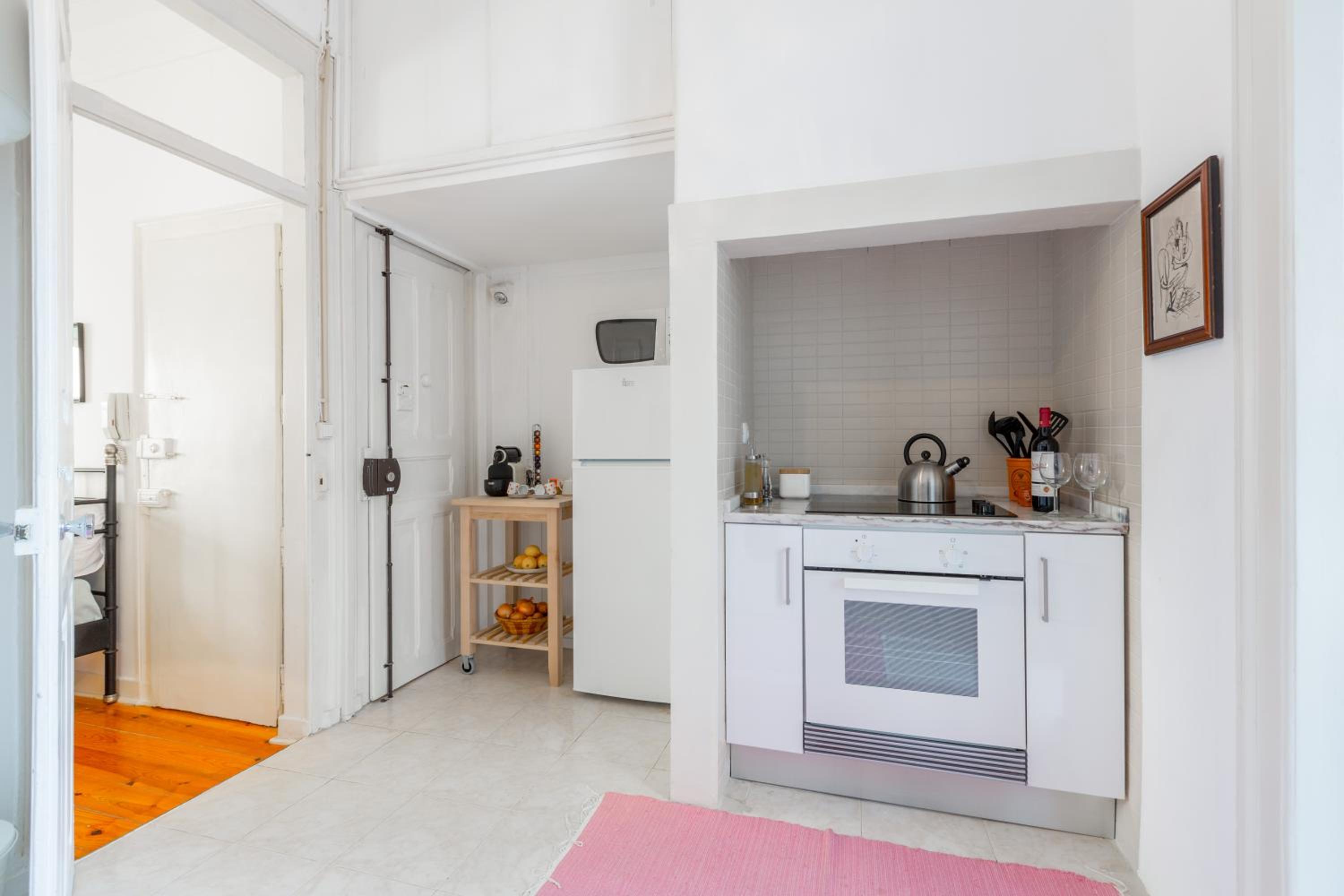 Two-Bedroom Apartment - Photo 7