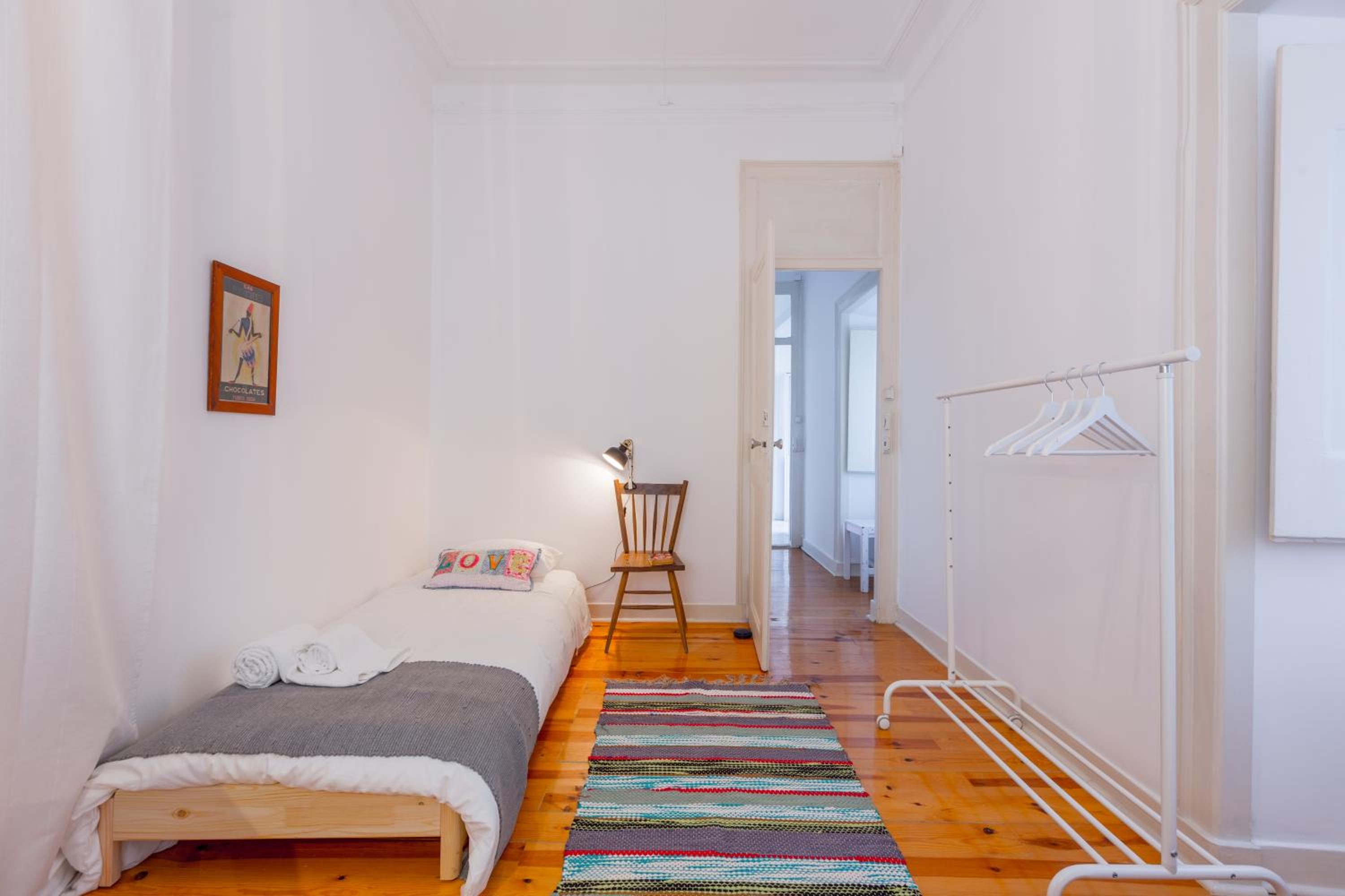 Two-Bedroom Apartment - Photo 35