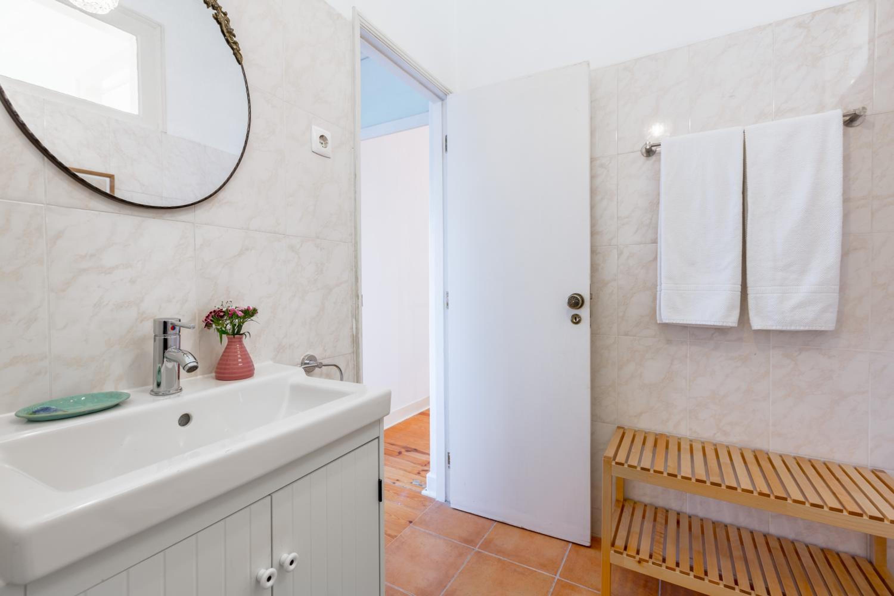 Two-Bedroom Apartment - Photo 40