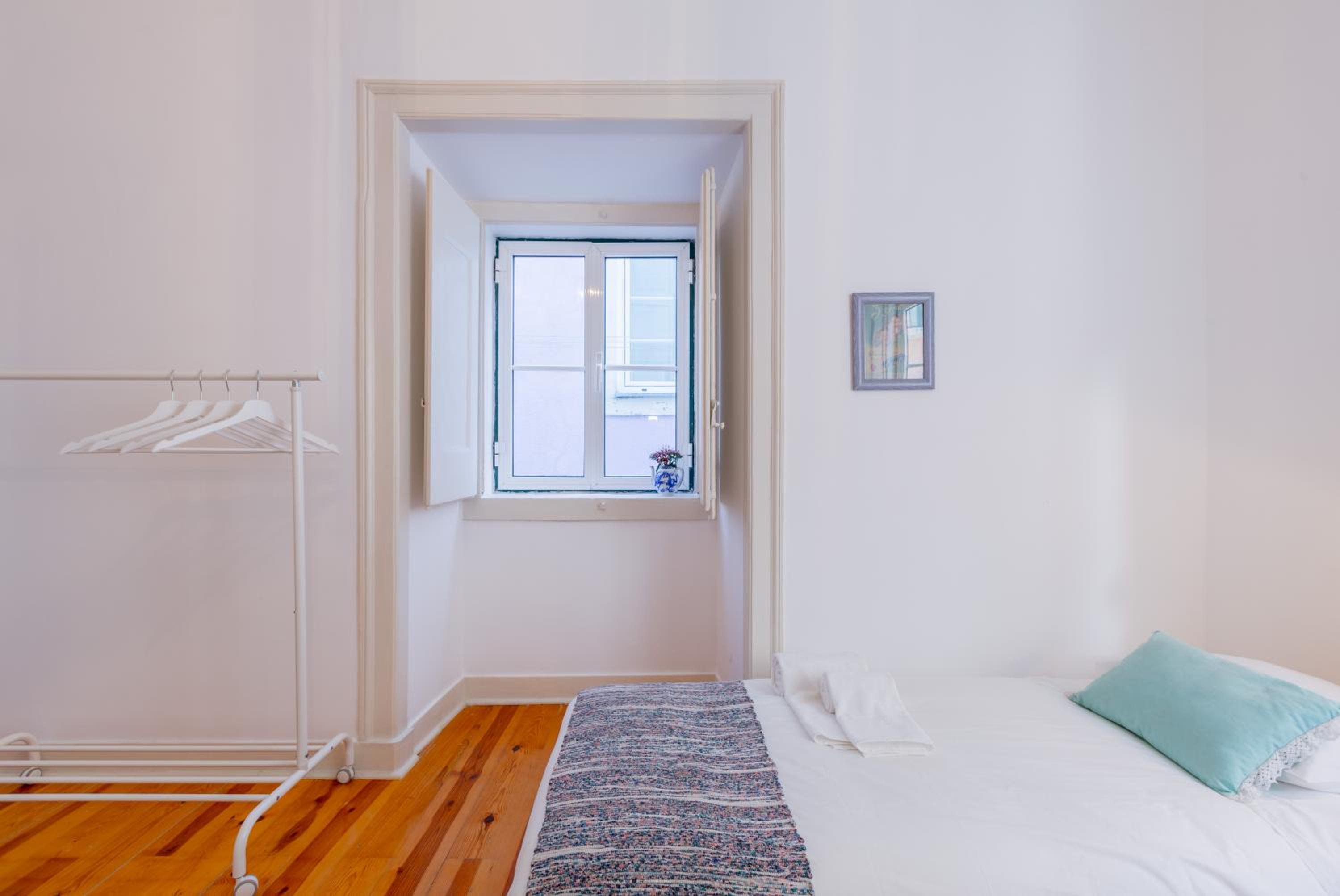 Two-Bedroom Apartment - Photo 44
