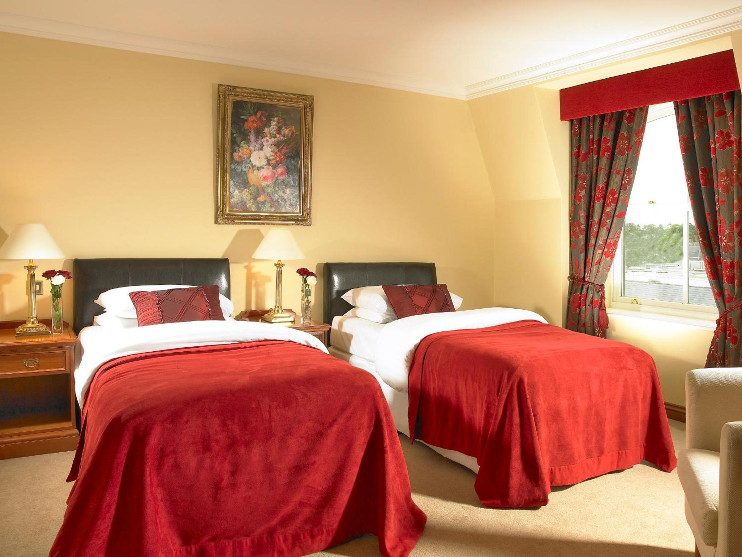 Twin Room - Photo 2
