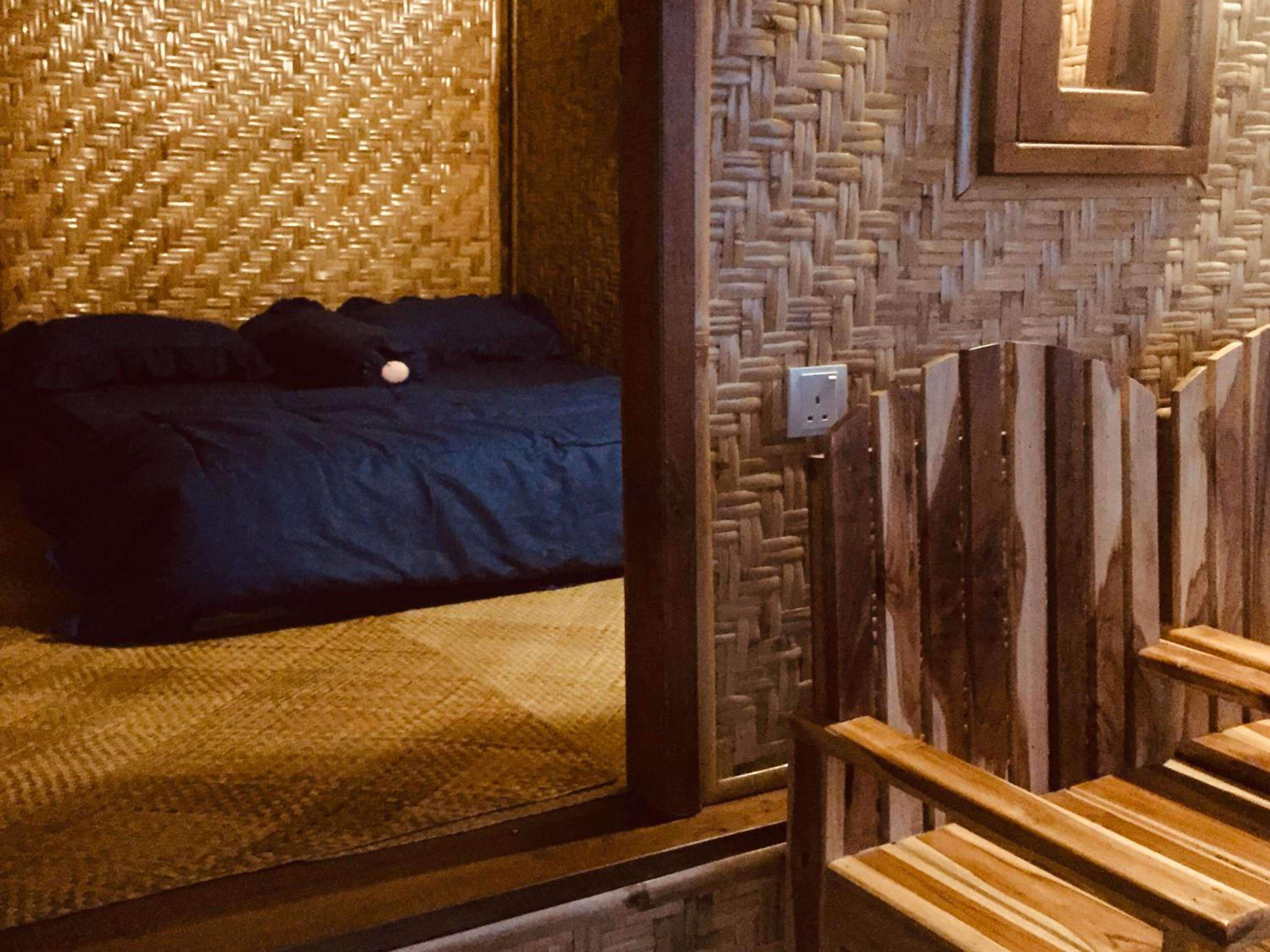 One-Bedroom Bungalow - Photo 1