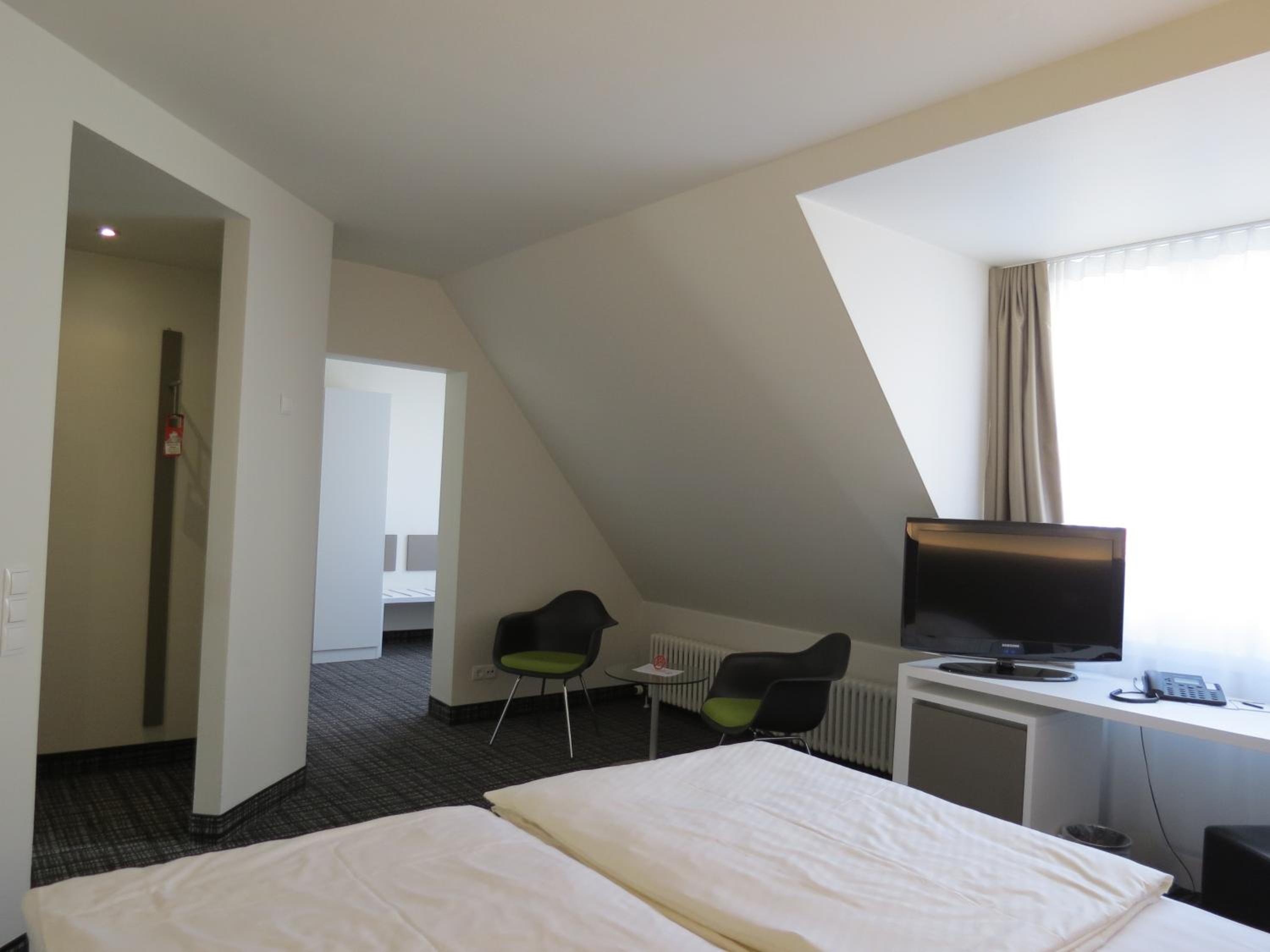 Comfort Double Room - Photo 8
