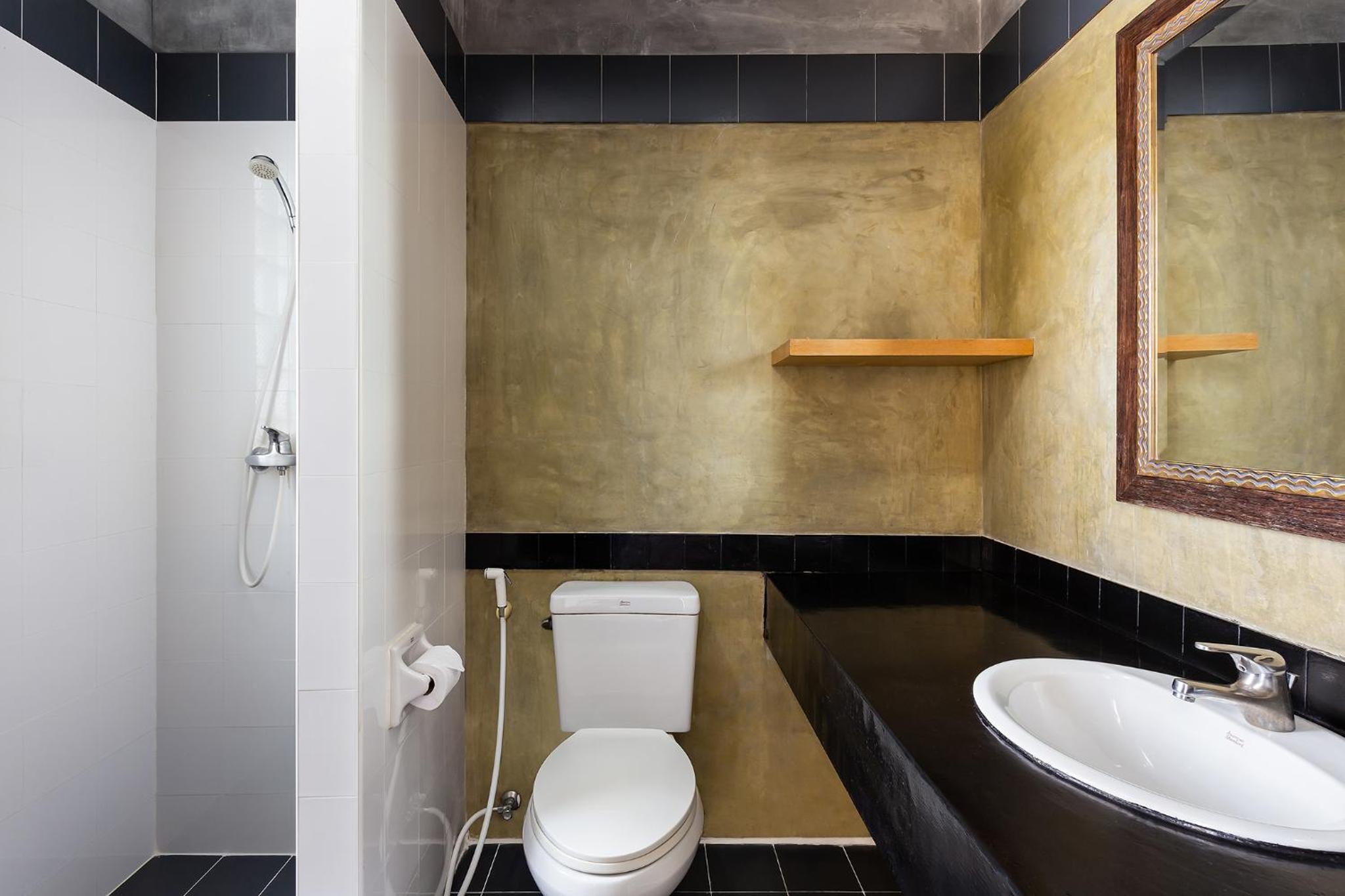 Standard Twin Room - Photo 11
