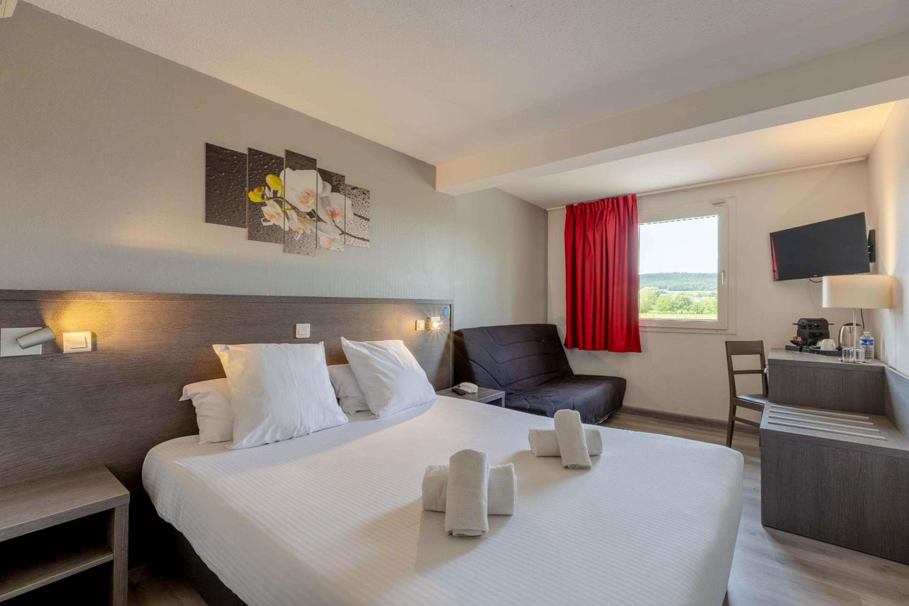 CHAMBRE SUPERIEURE VUE VIGNES 1 A 4 PAX photo 1