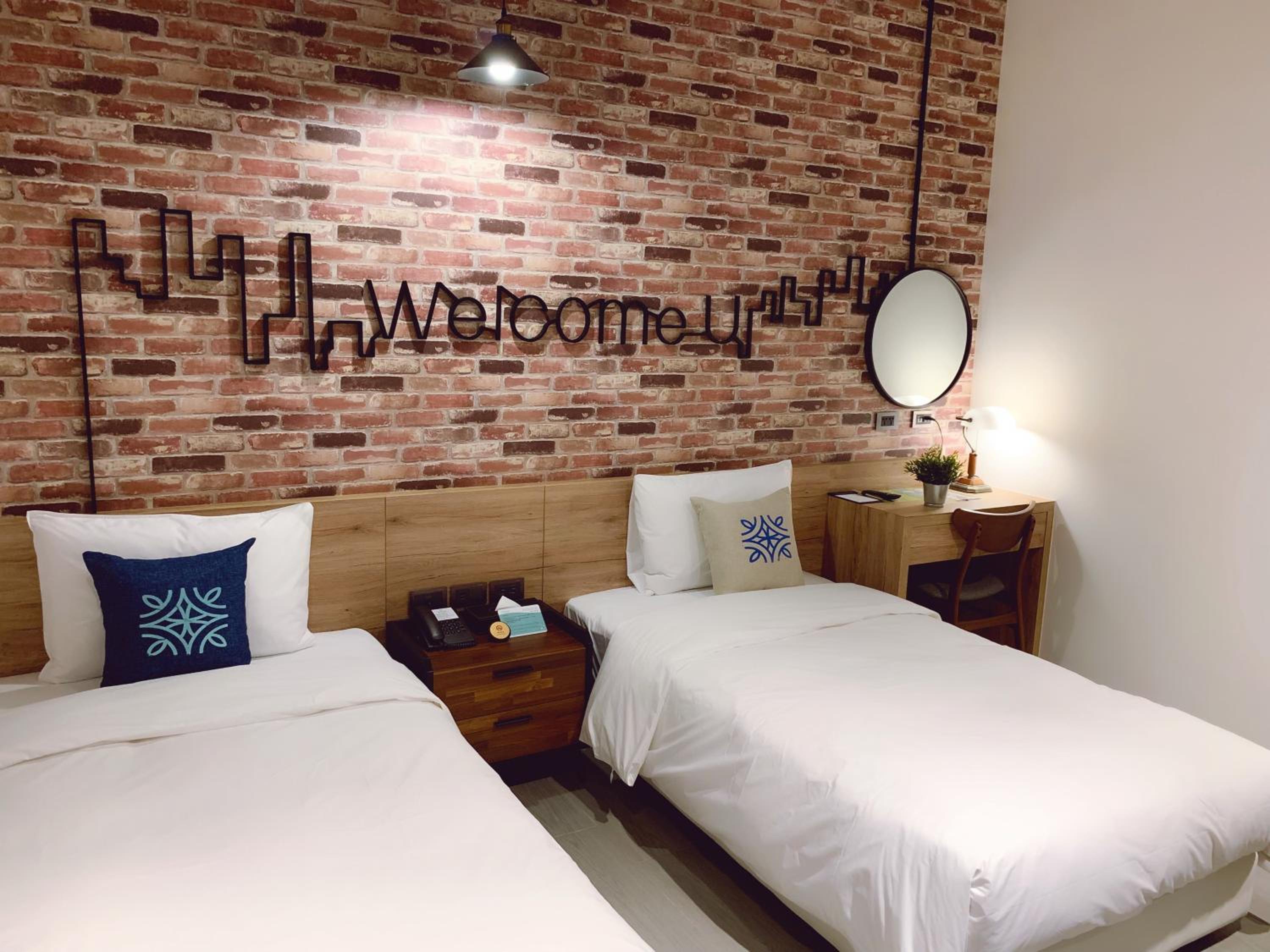 Standard Double Room - Photo 2