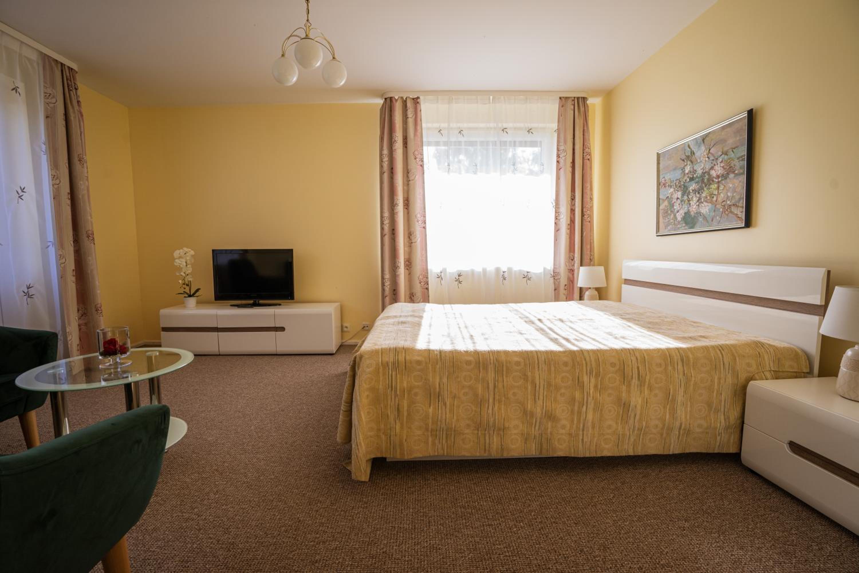 Double Room with Balcony photo 3