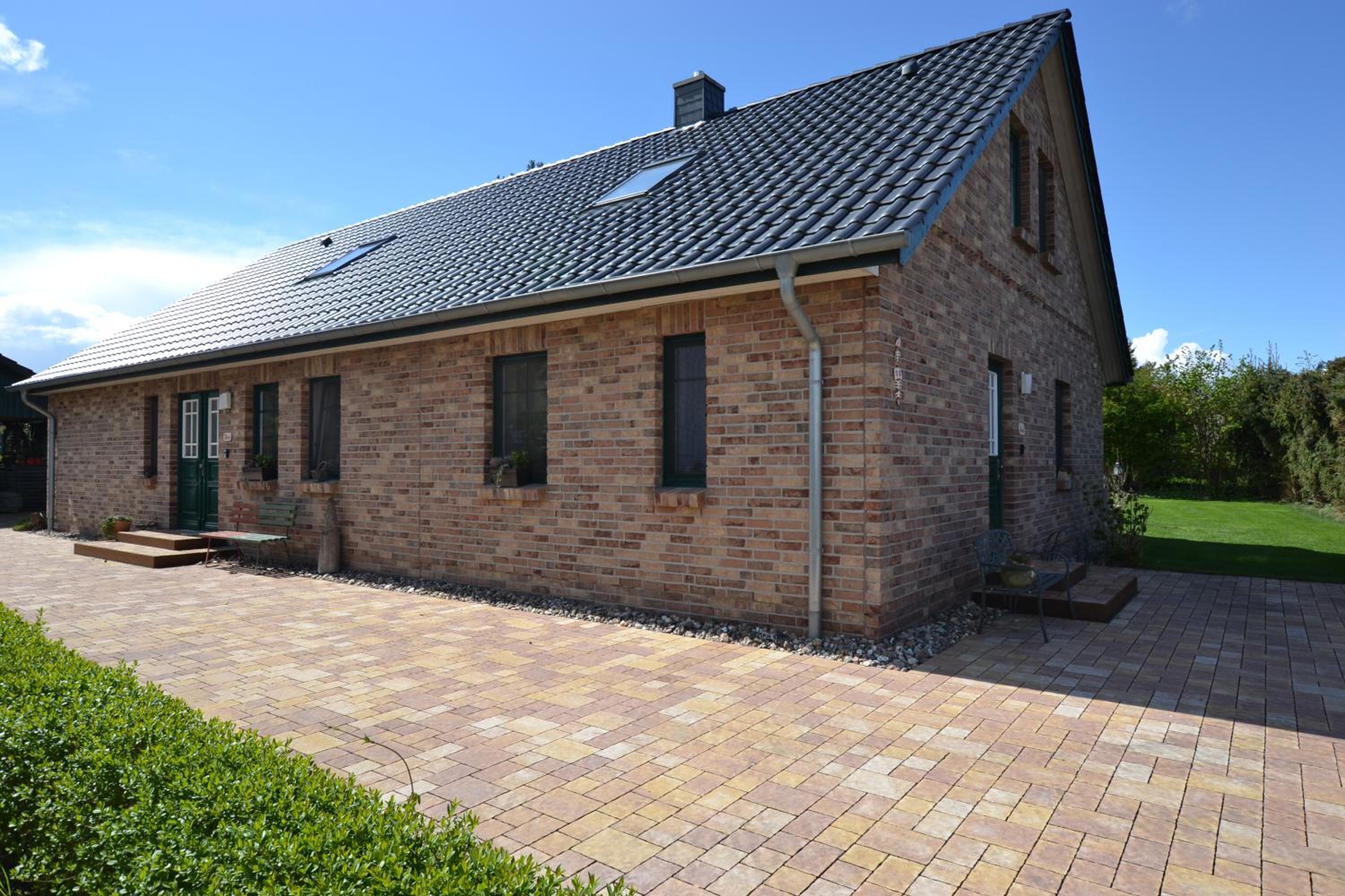 Two-Bedroom House photo 2
