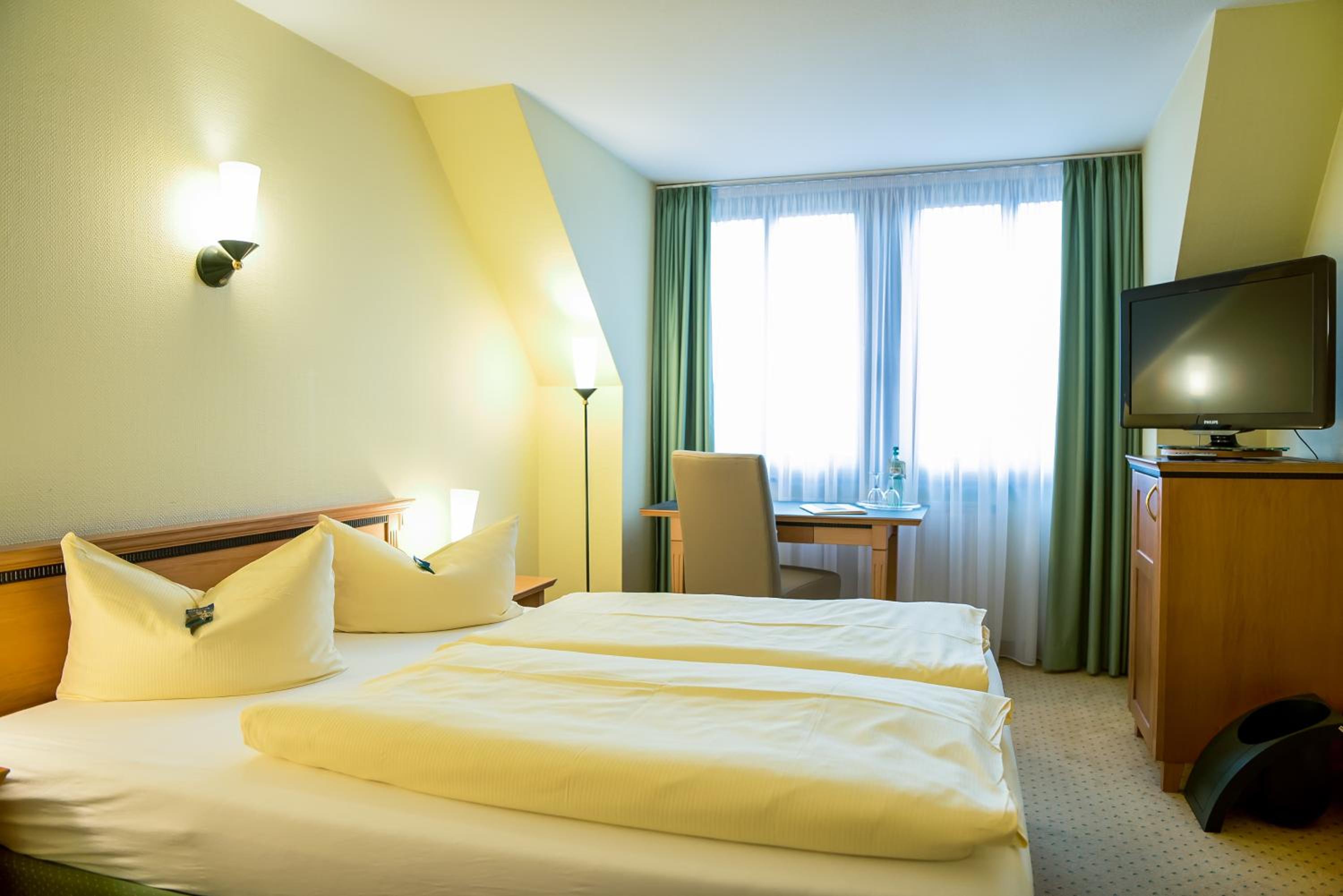 Double Room - Photo 14