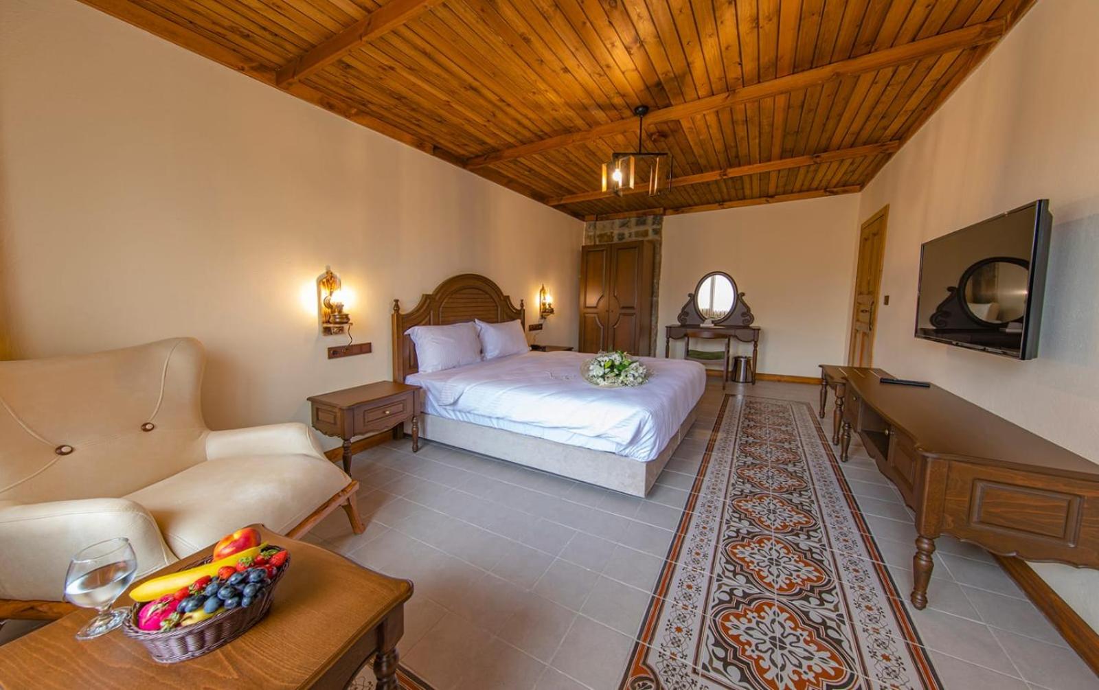 Three-Bedroom Villa photo 3