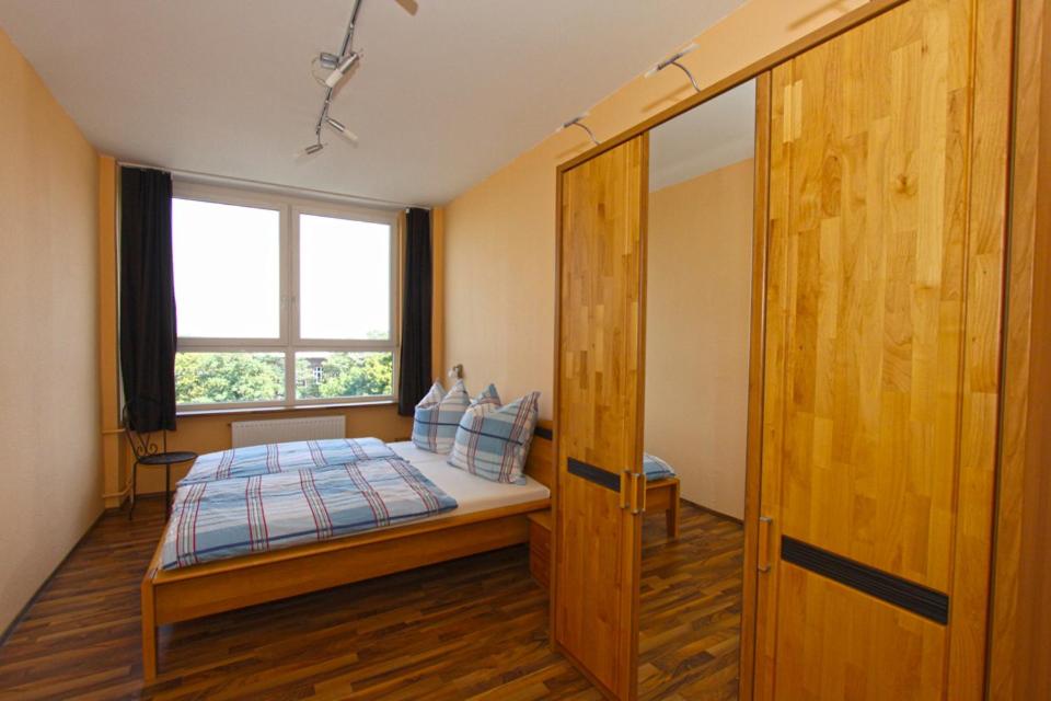 One-Bedroom Apartment photo 3