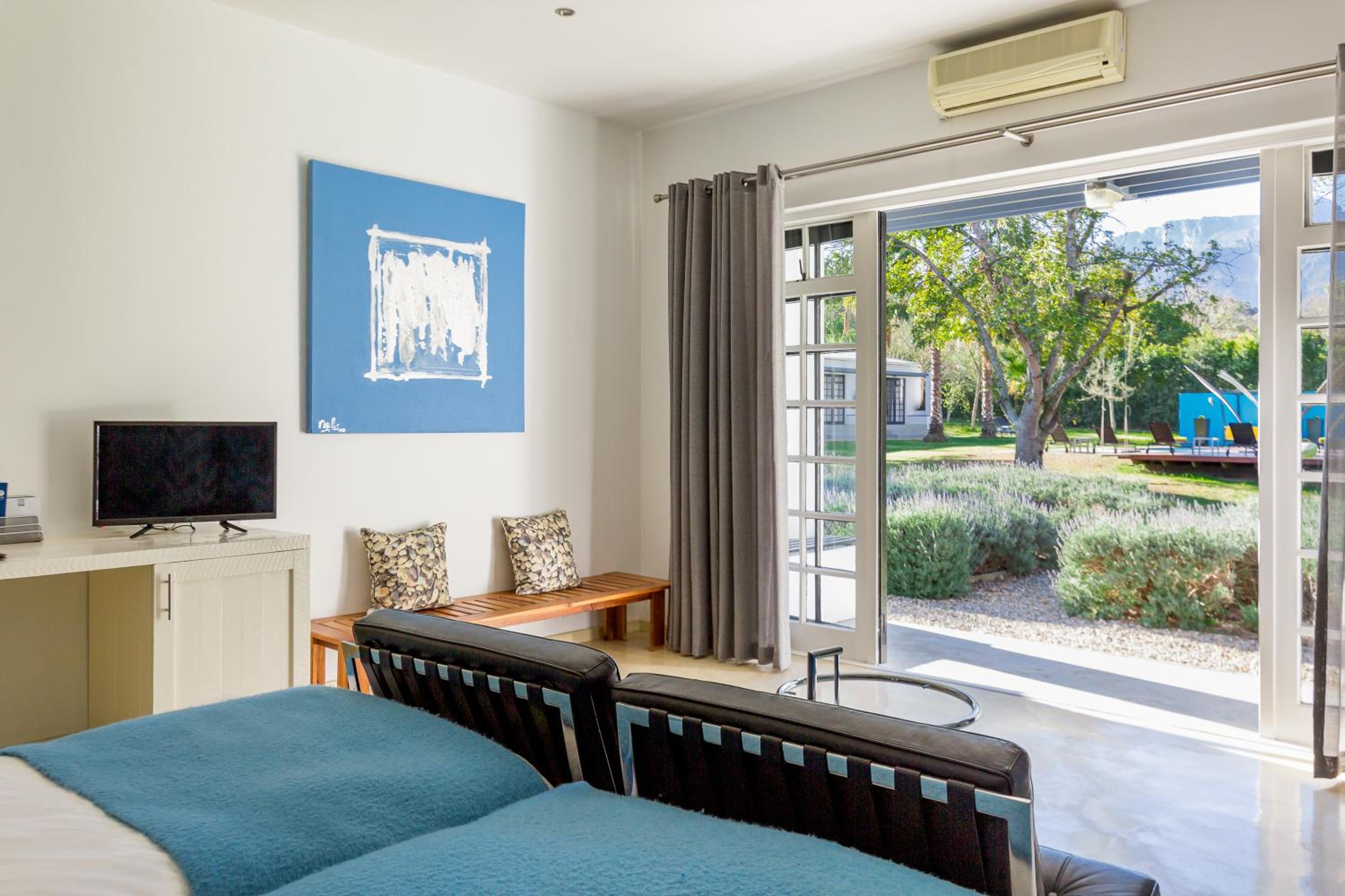 Luxury Double Room with Garden View