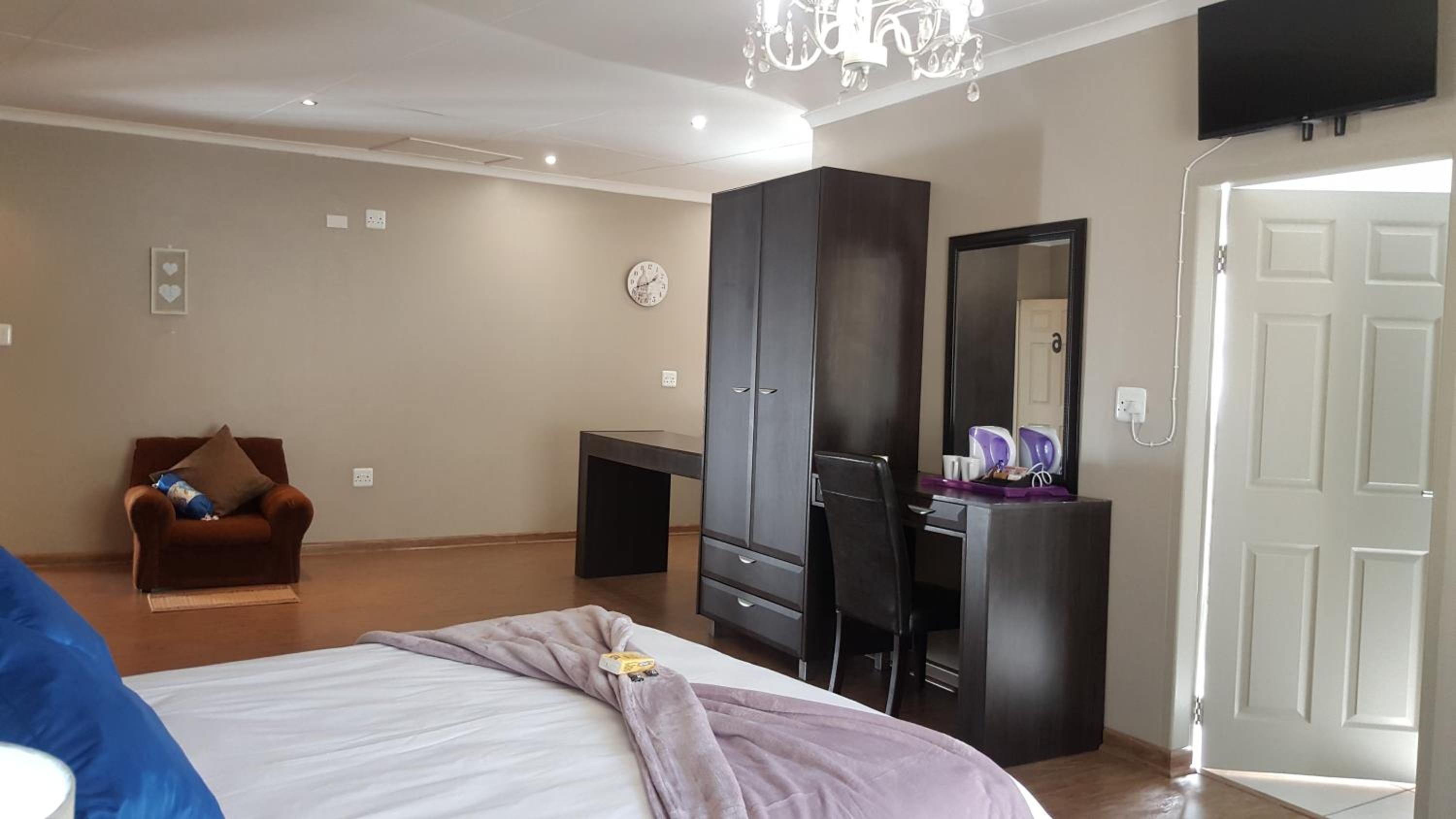 Queen Room