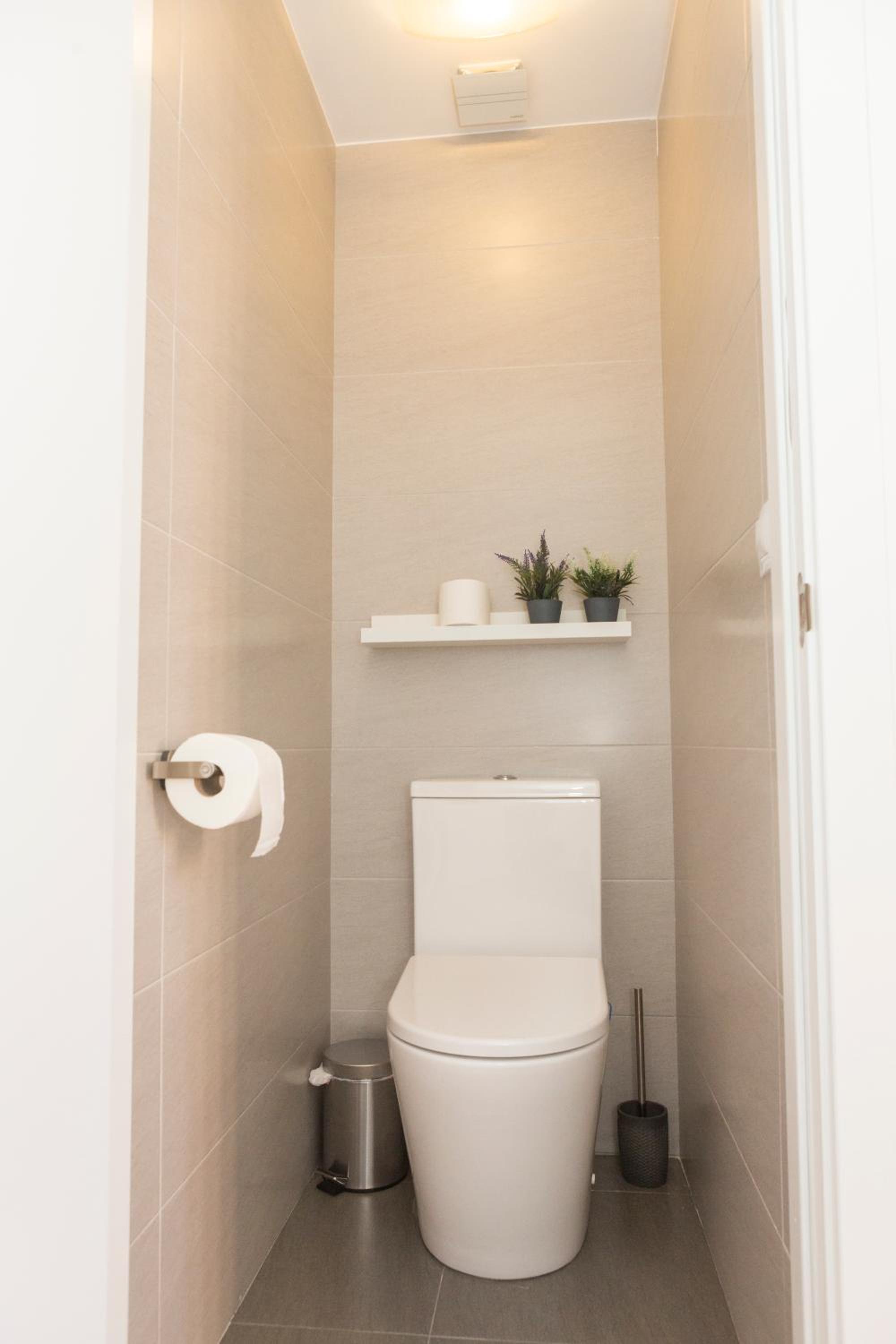 Deluxe King Room - Photo 6