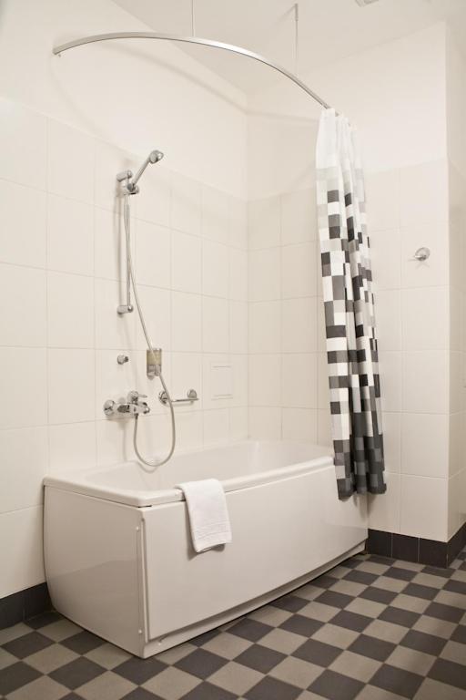 Deluxe Double Room with Bath photo 3