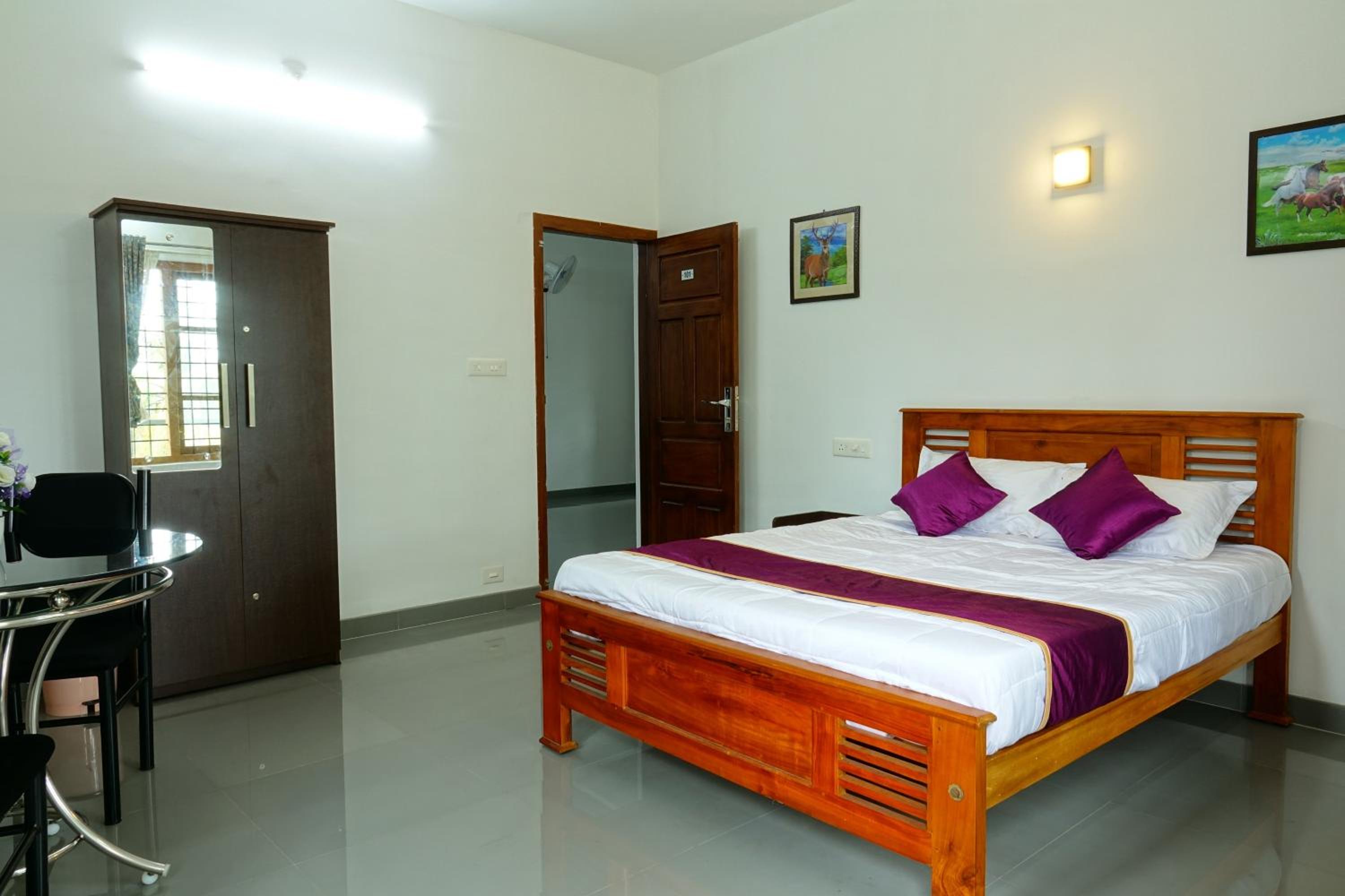 Deluxe Double Room photo 2