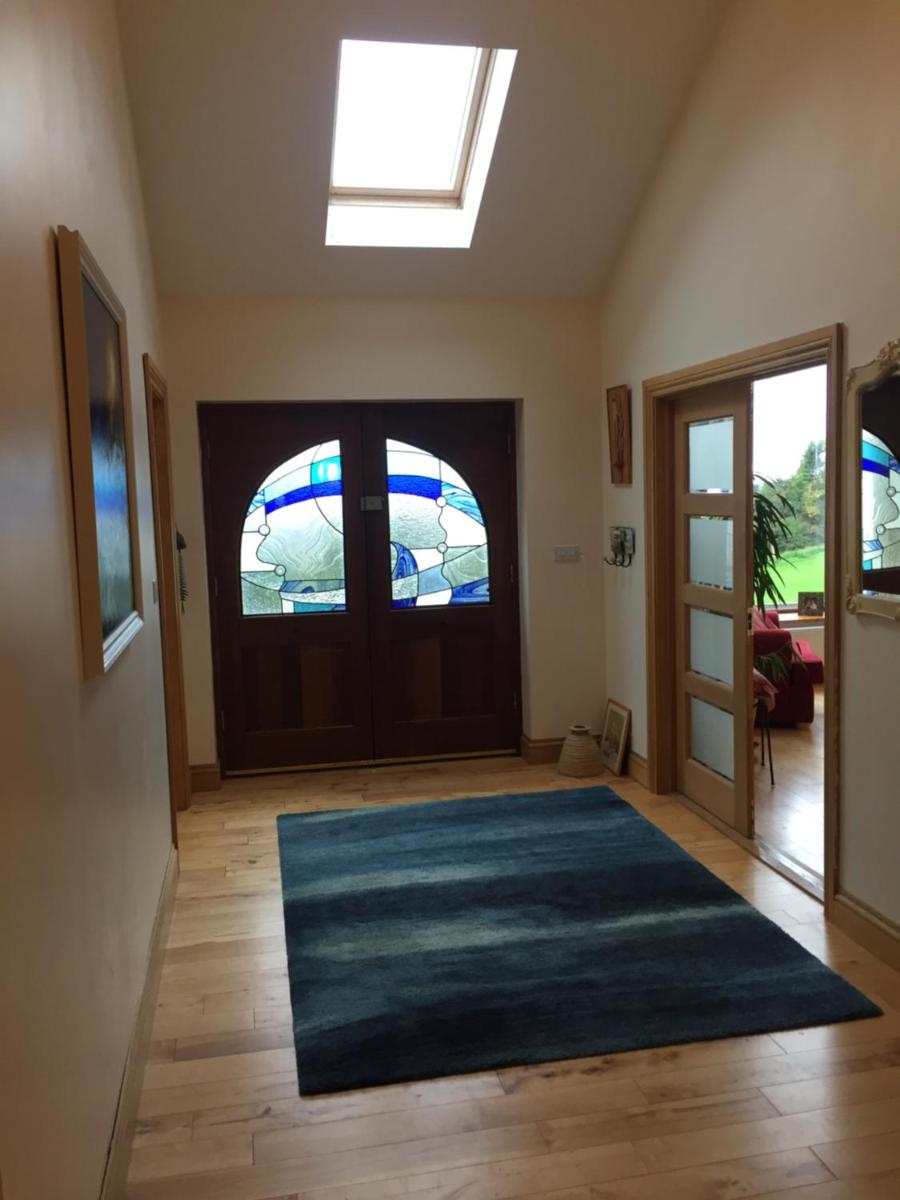 Three-Bedroom Villa photo 2