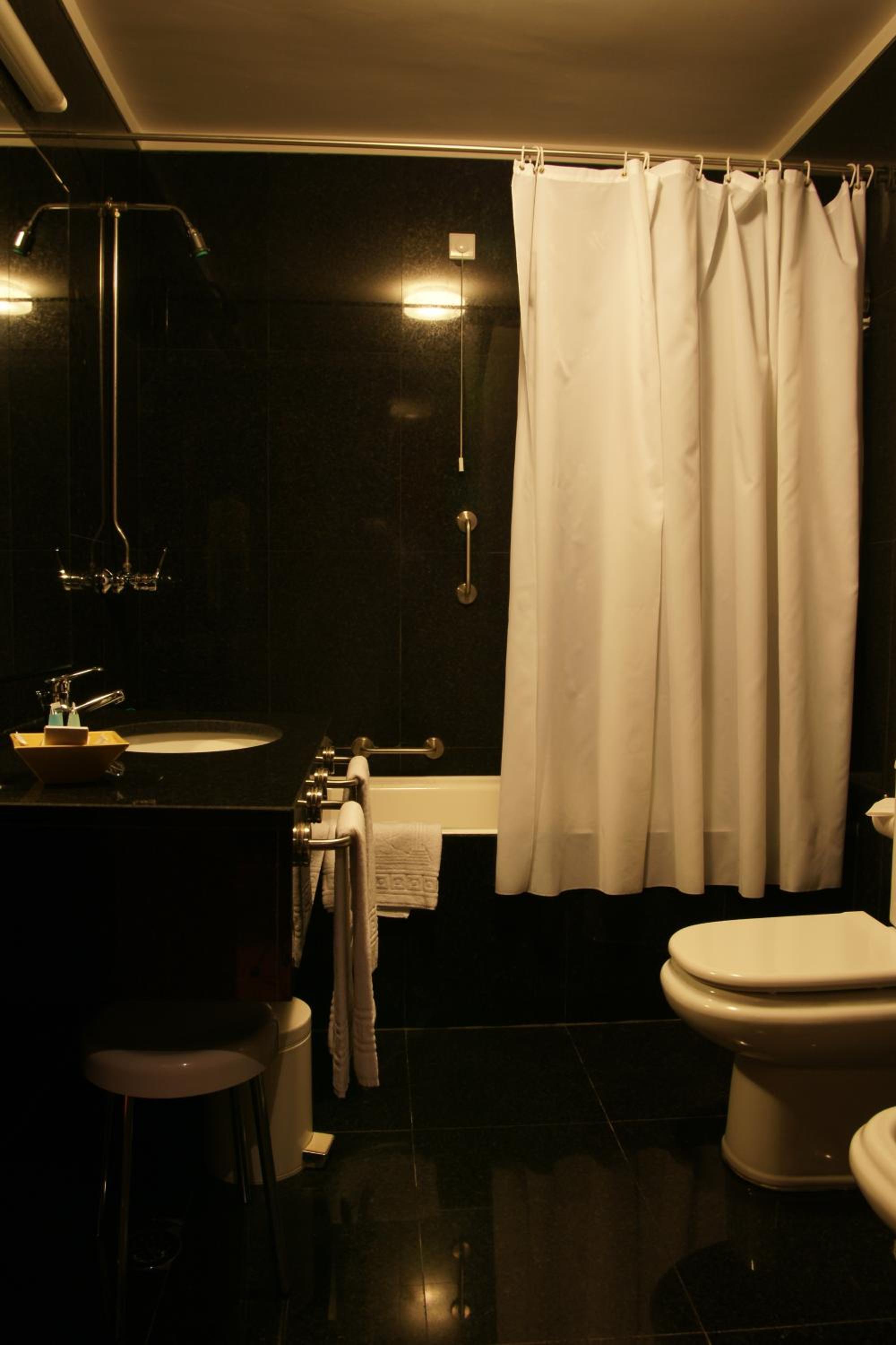 Superior Double or Twin Room with Balcony photo 3