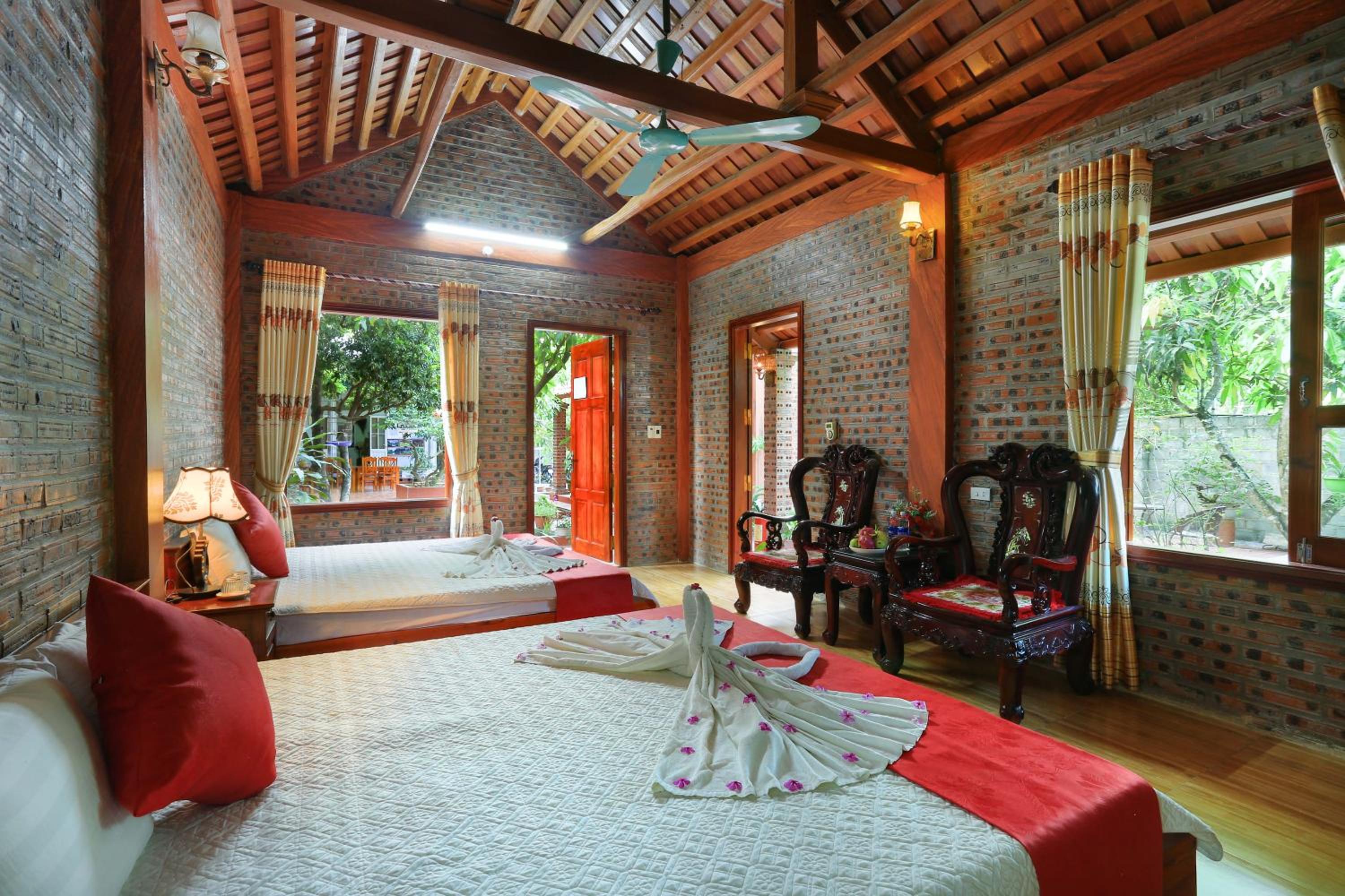 Family Bungalow - Photo 1