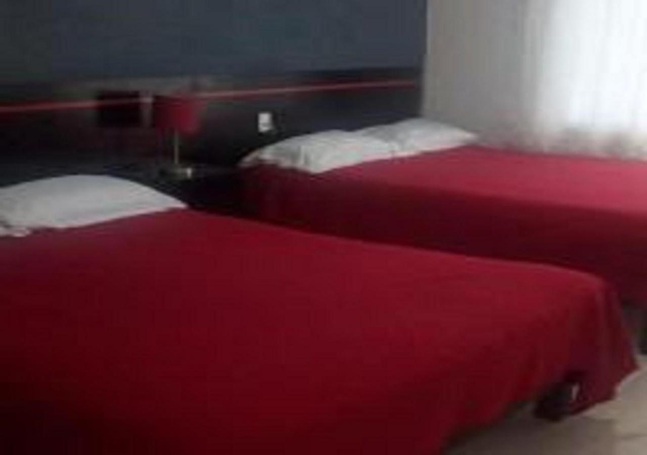 Standard Double Room with Two Double Beds photo 1