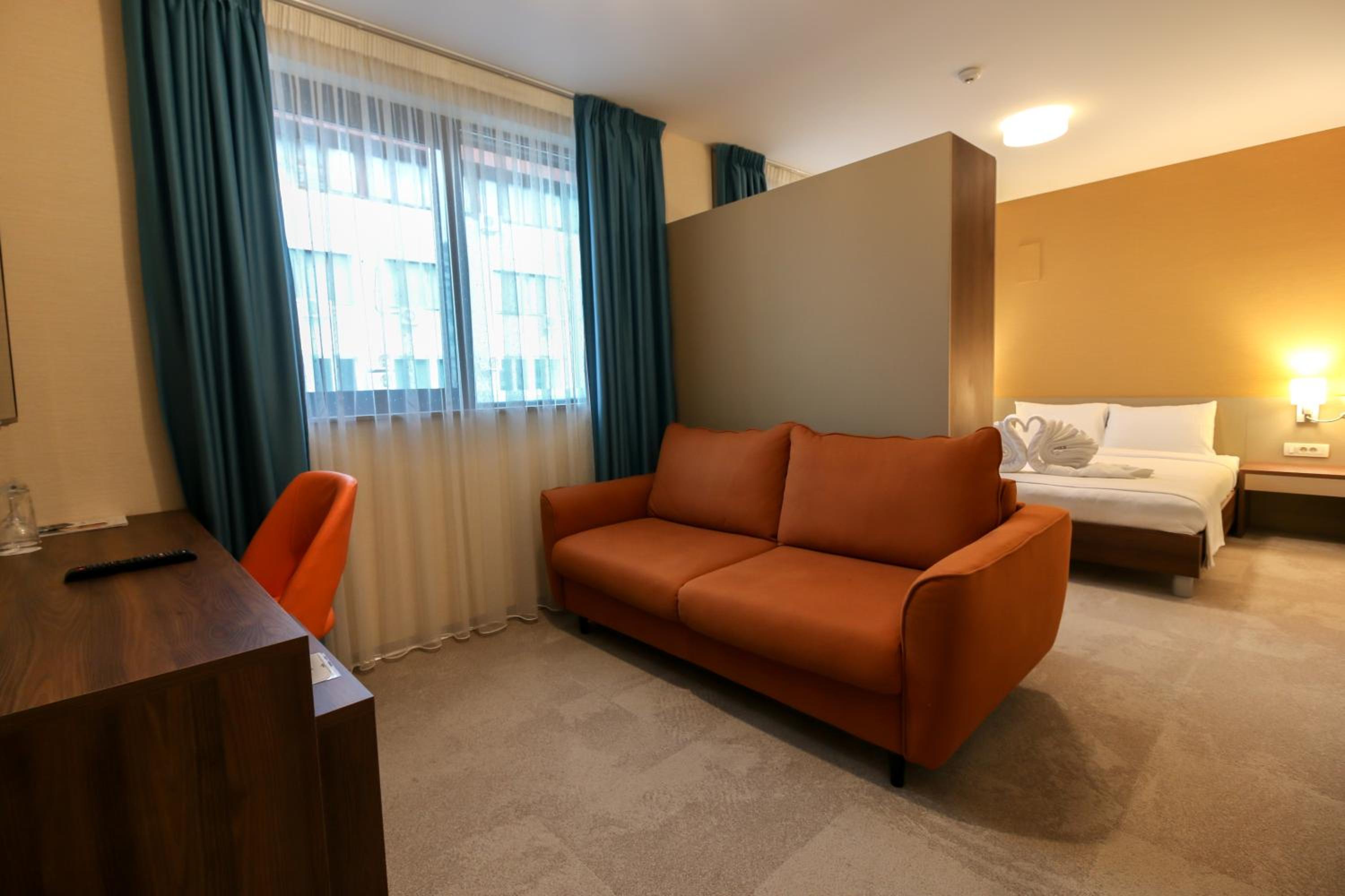 Deluxe Double Room - Photo 6