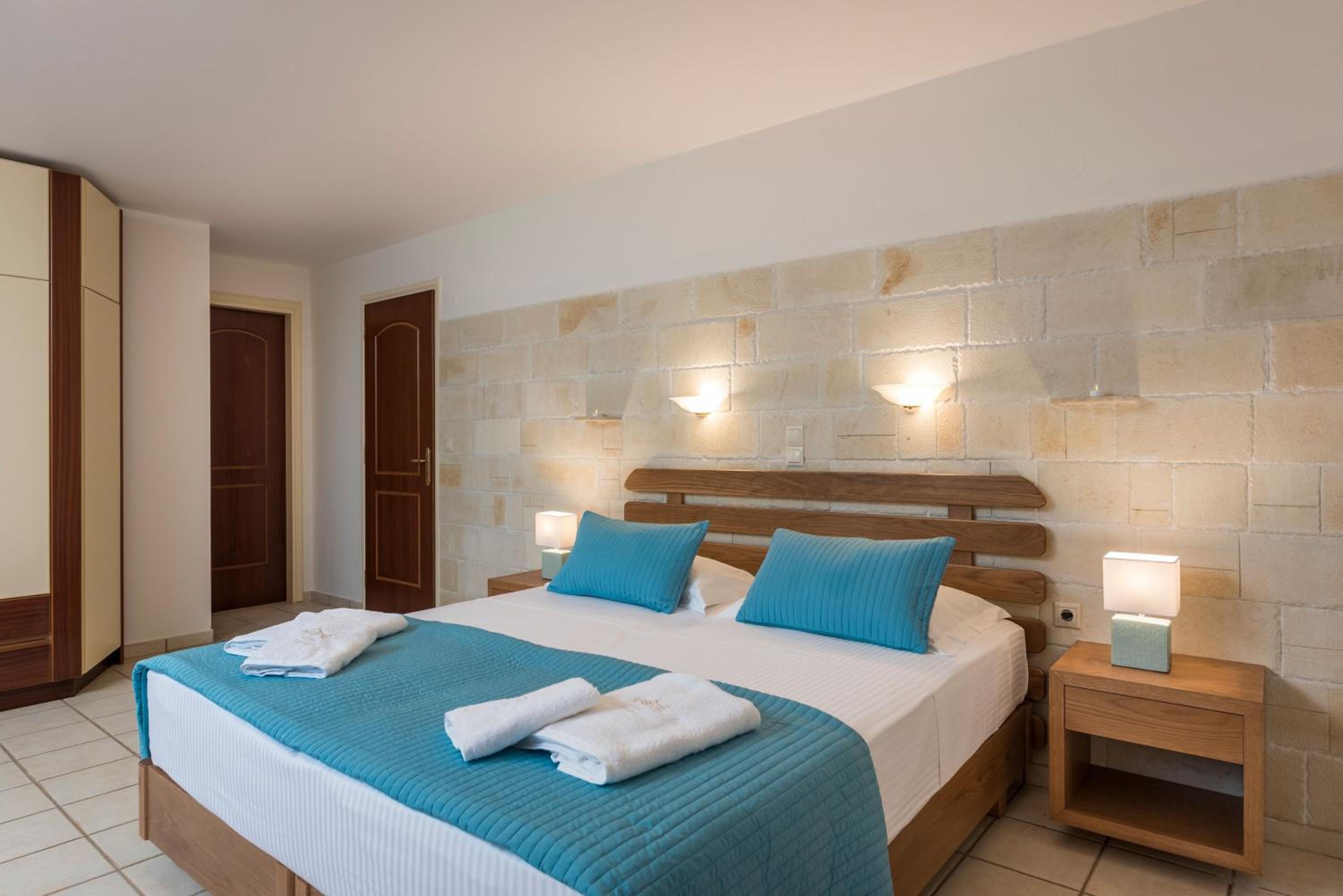 Four-Bedroom Villa Aphrodite