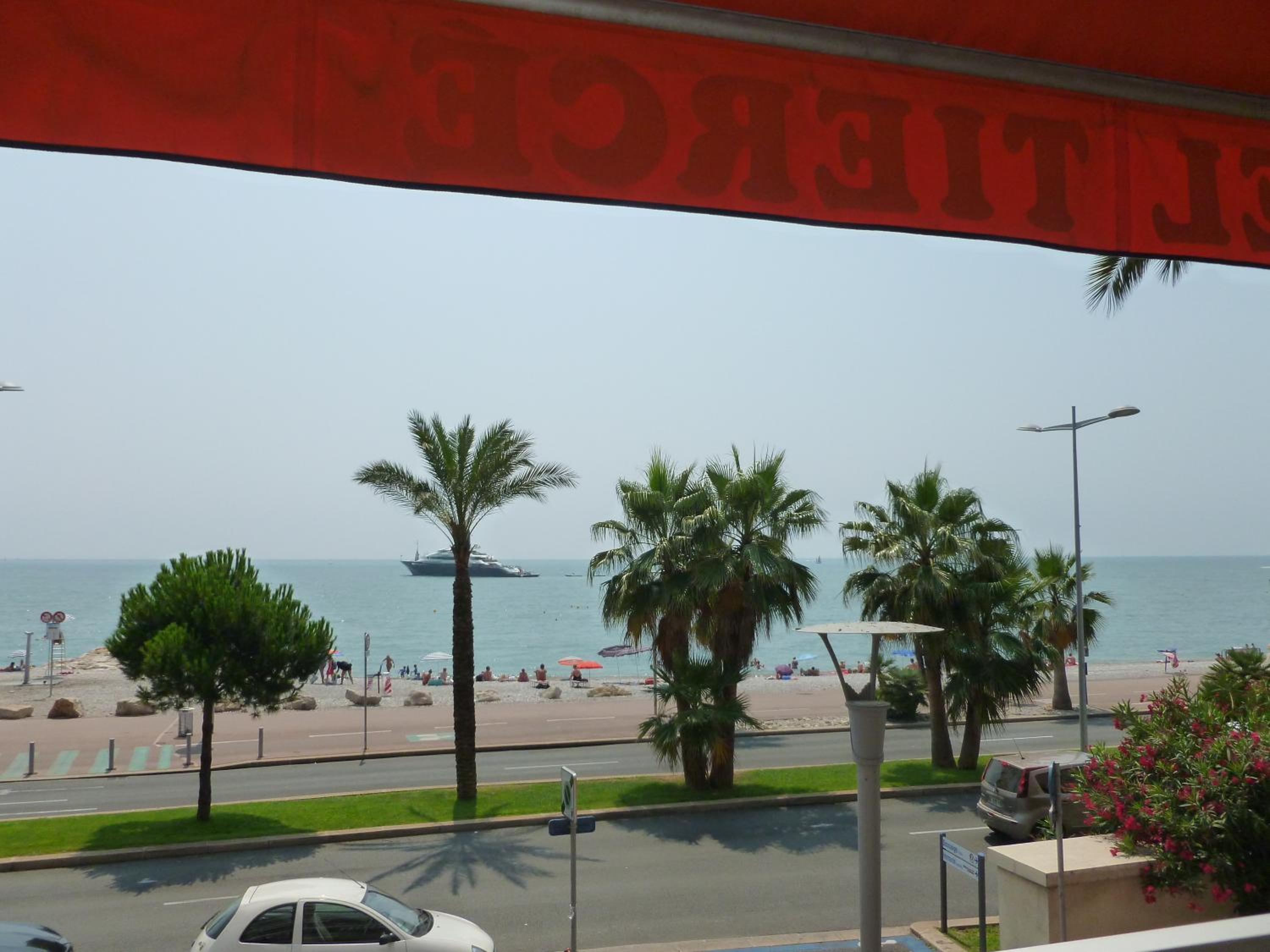Privilege Double Room - Sea View or Racecourse View - Photo 6
