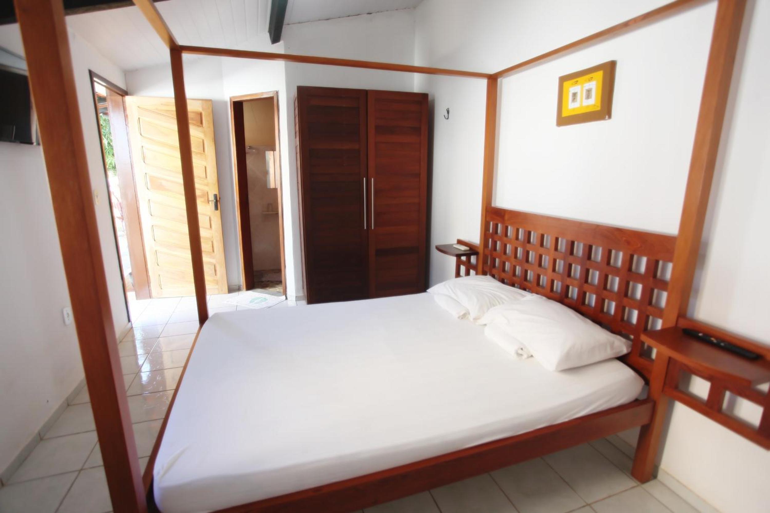 Large Double Room - Photo 7