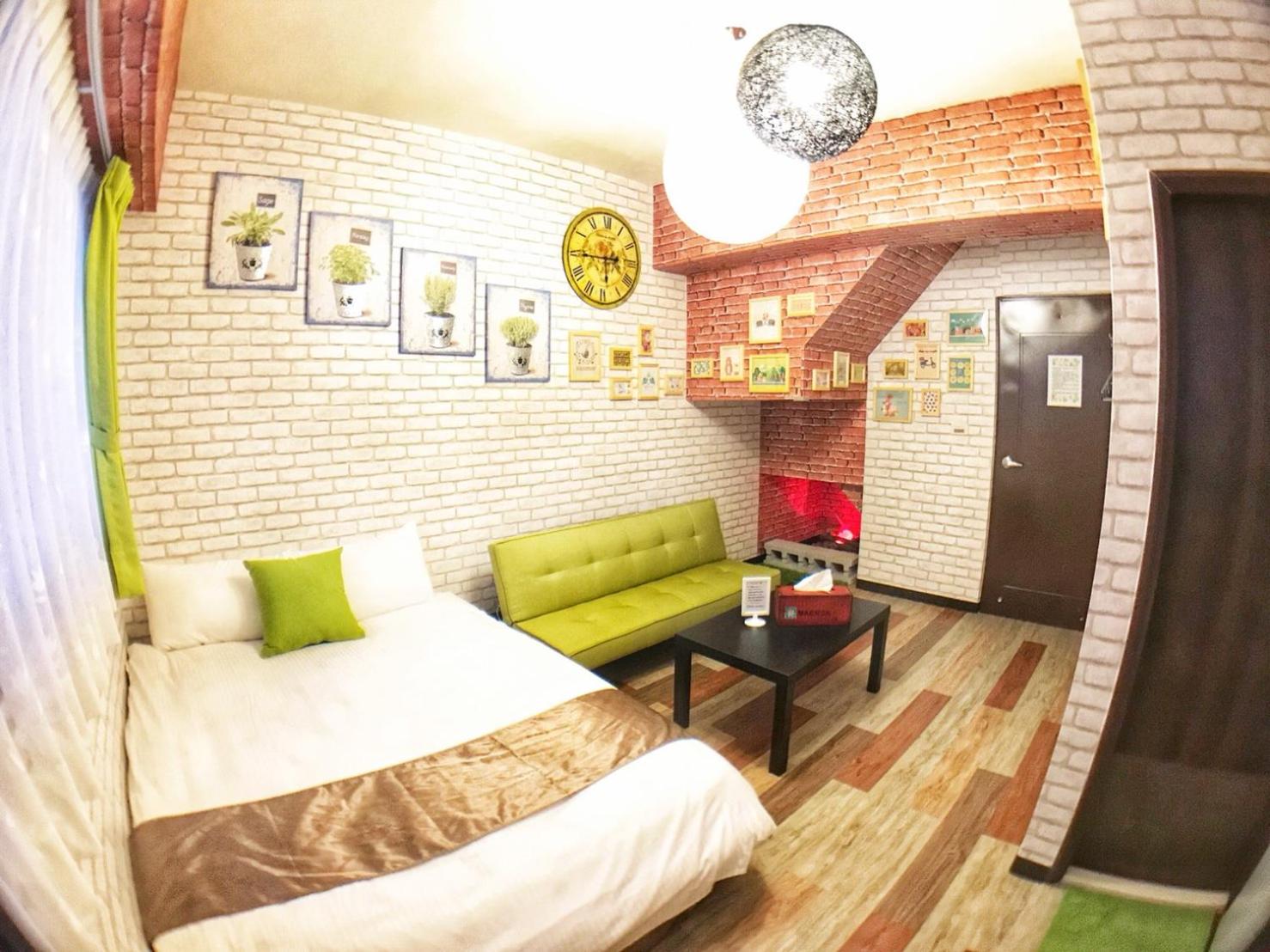 Double Room(Room Selected at Check-In)