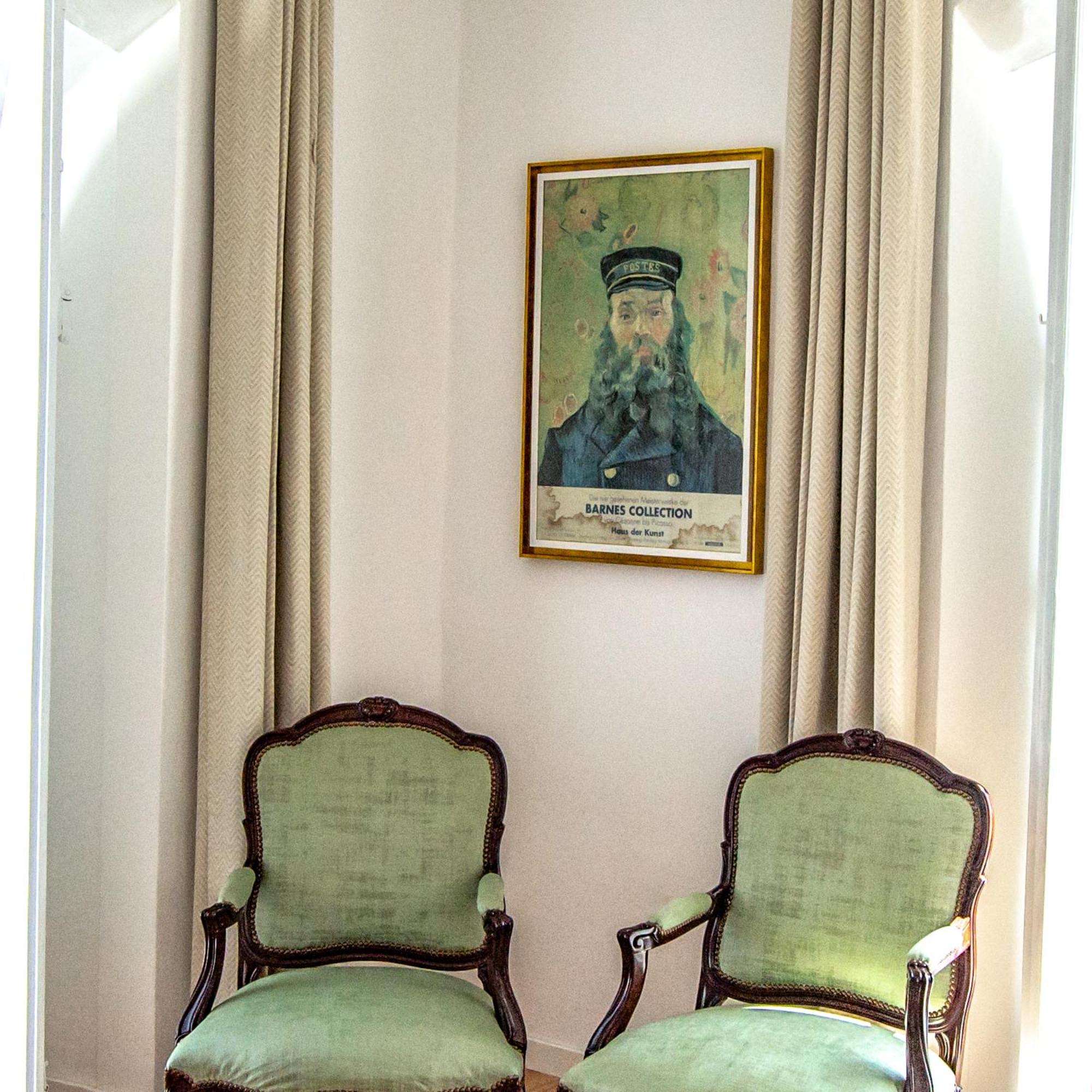 Suite - Photo 9