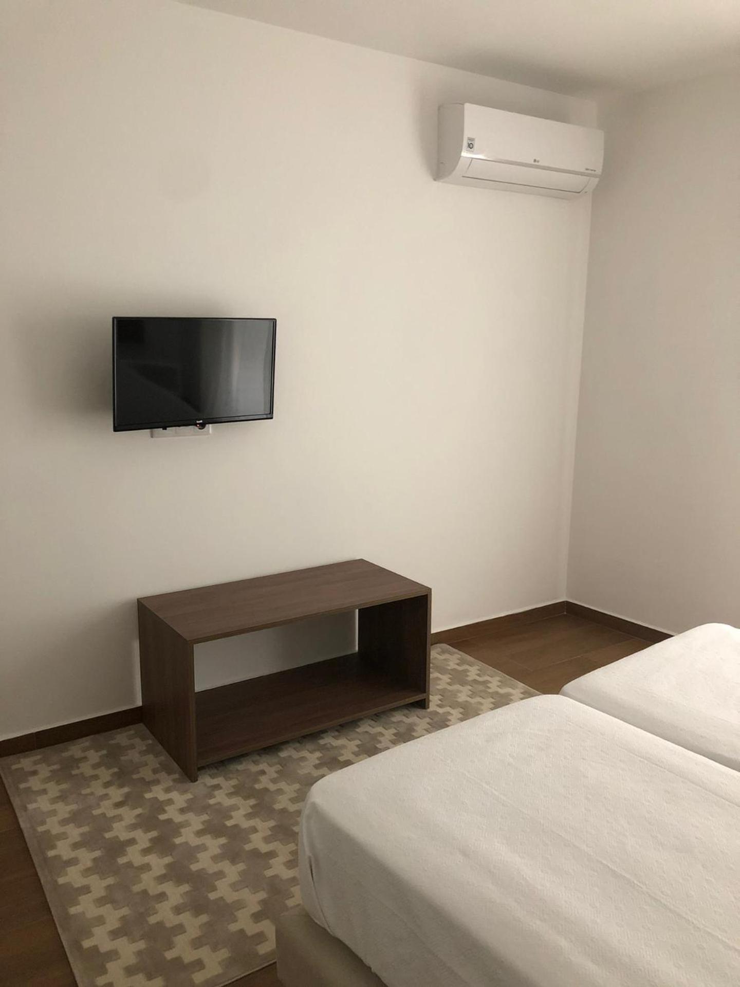 Deluxe Double or Twin Room with Balcony - Photo 7
