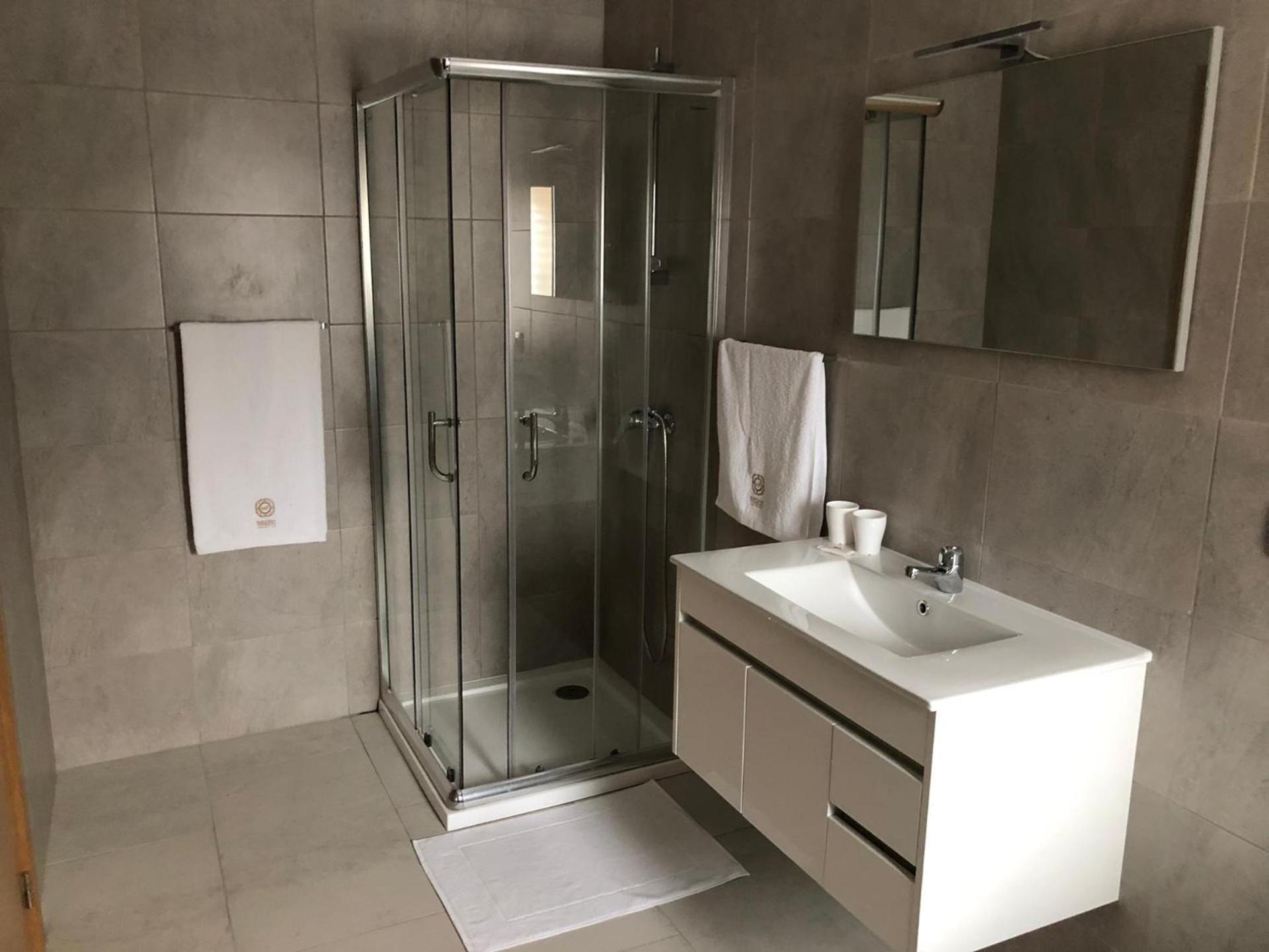 Double Room - Photo 4