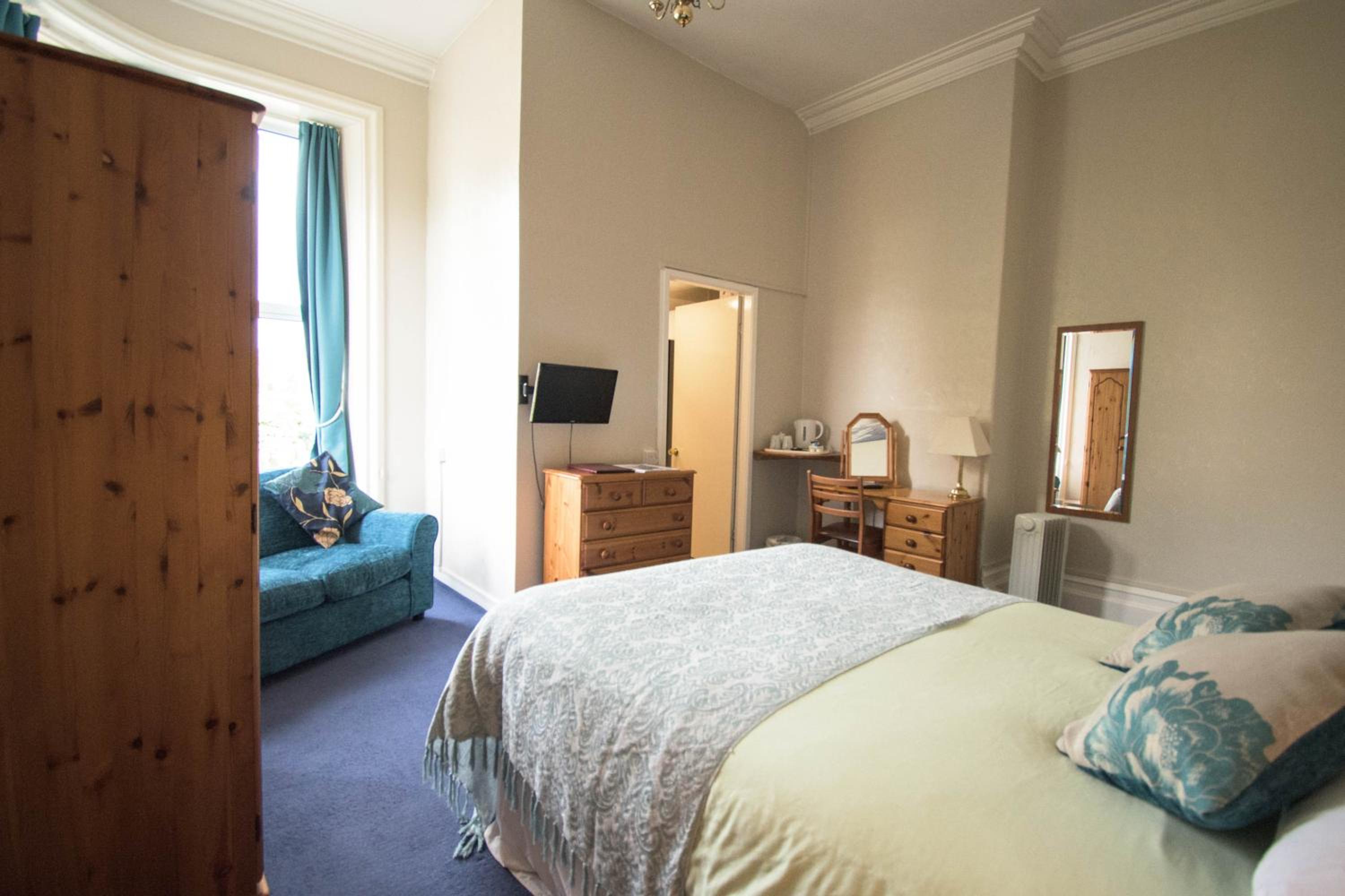 Double Room - Photo 3