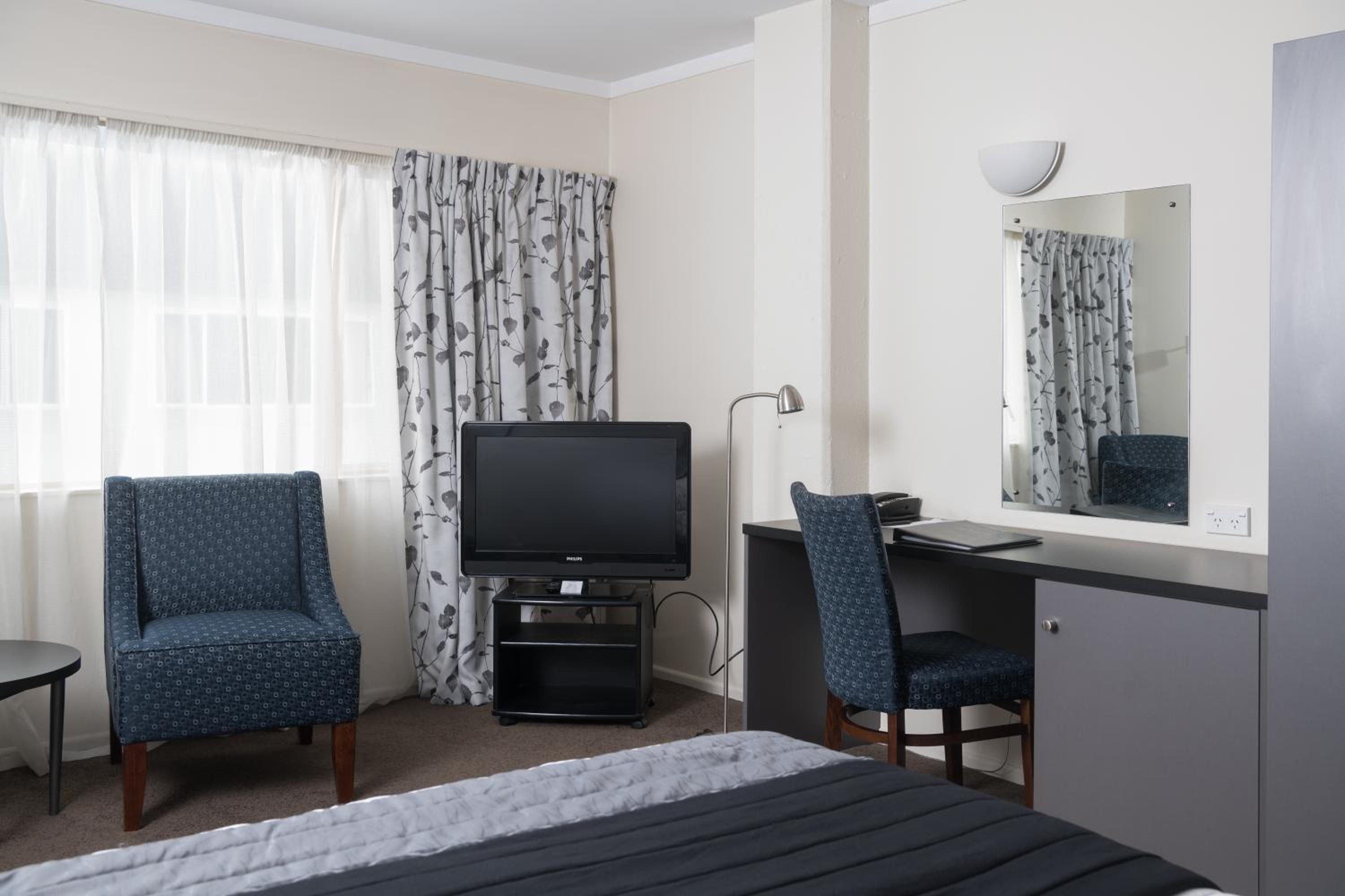 Queen Room photo 3