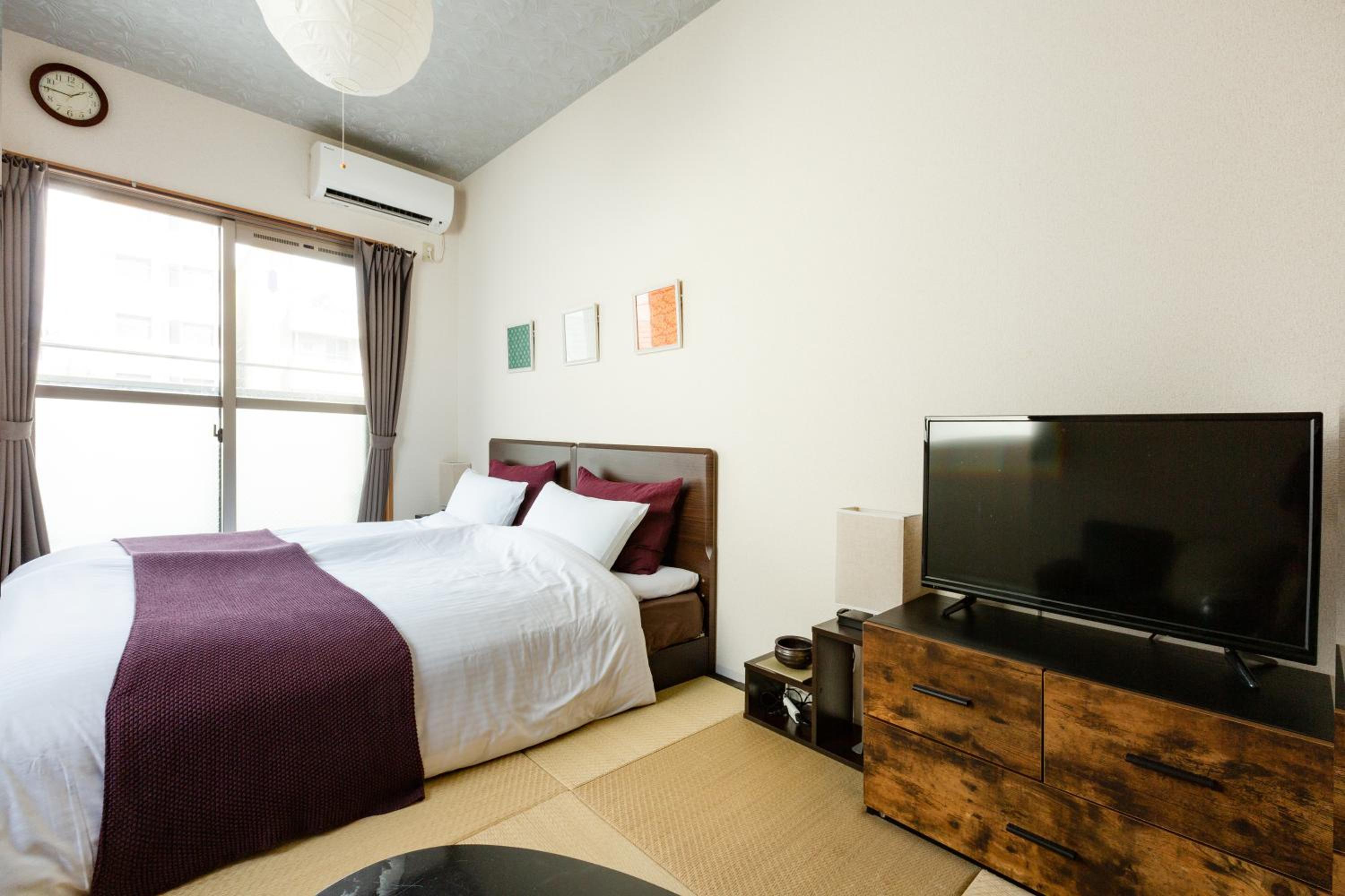 Standard Twin Room - Photo 15