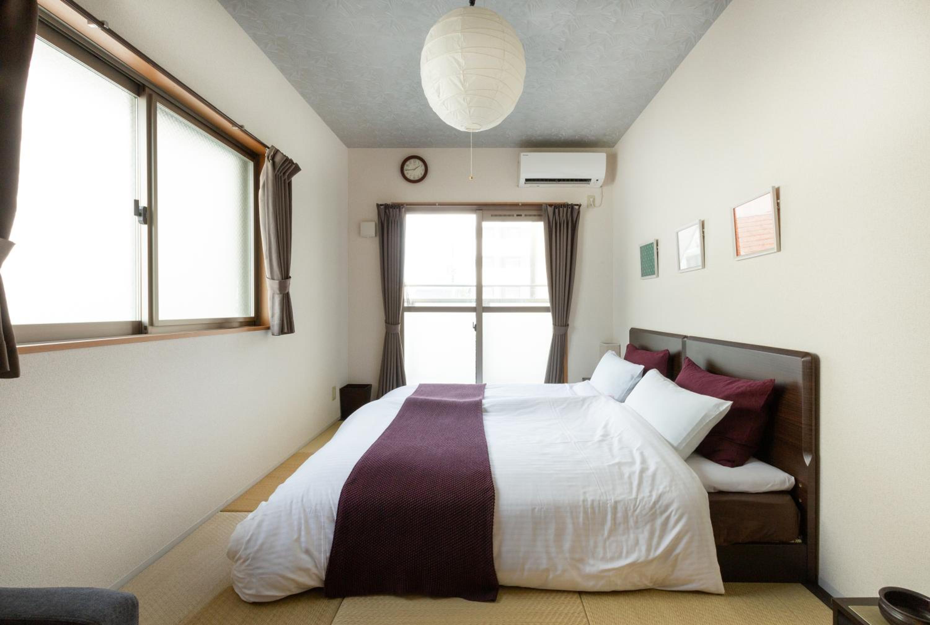 Standard Twin Room - Photo 16