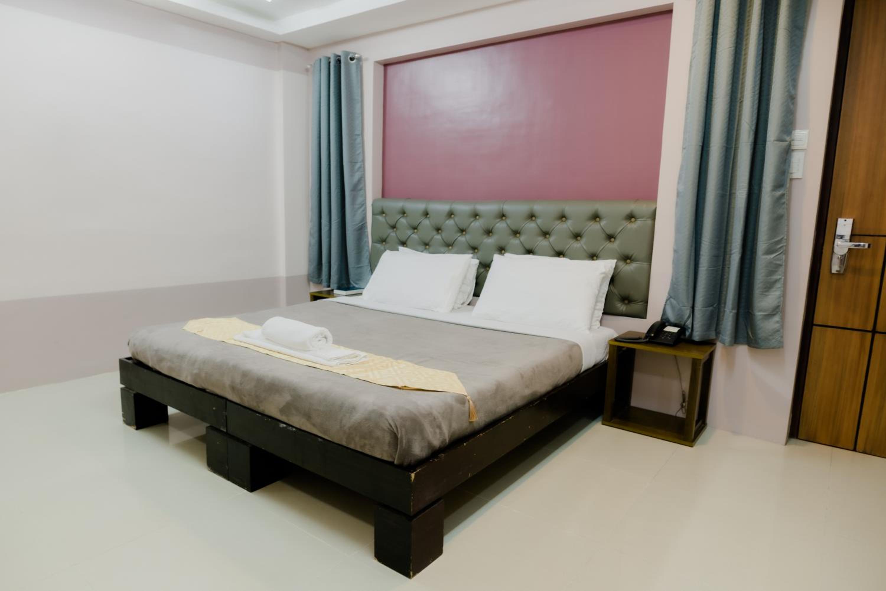 Standard Suite
