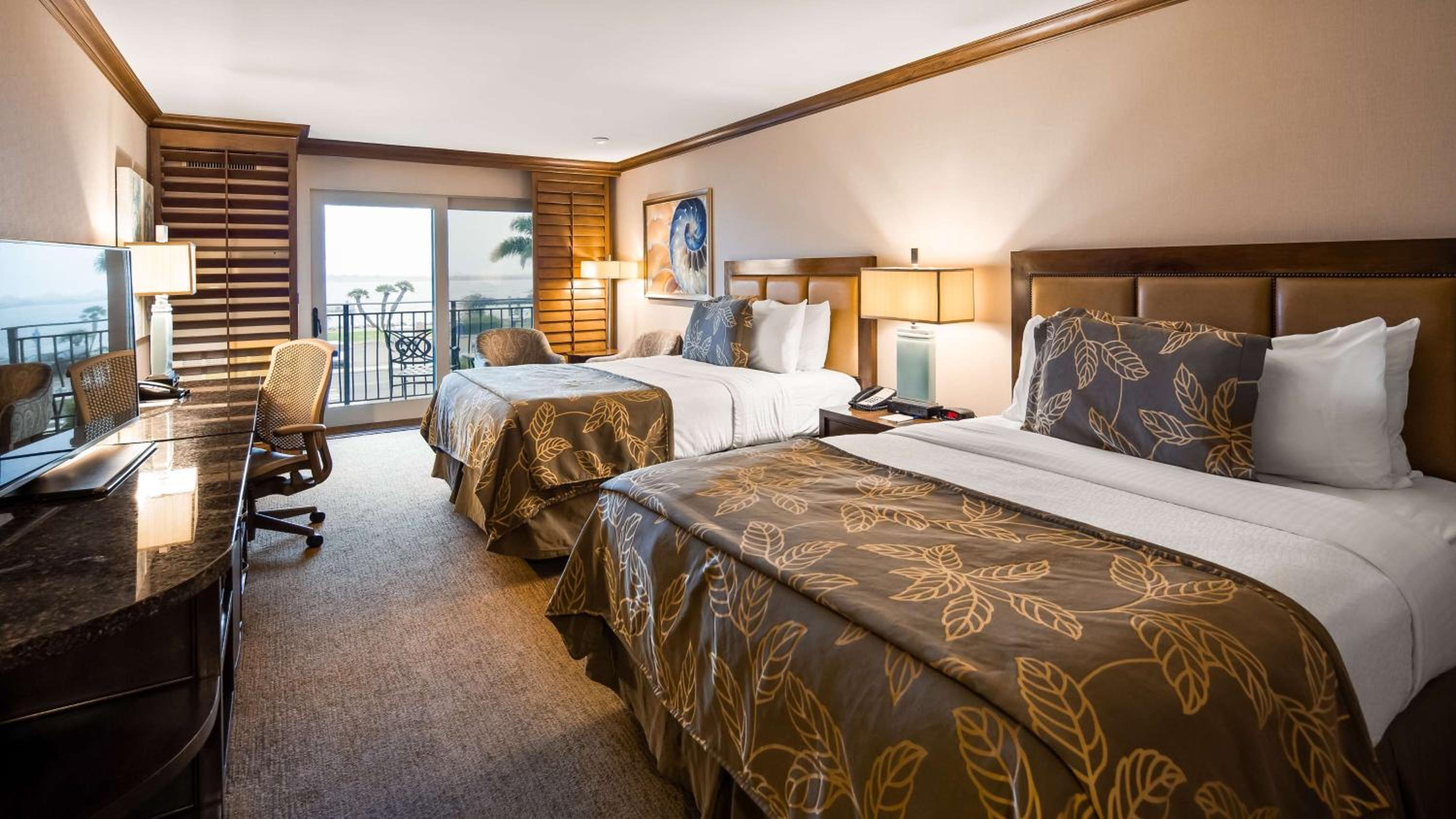 Queen Room with Two Queen Beds with Water View - Photo 5