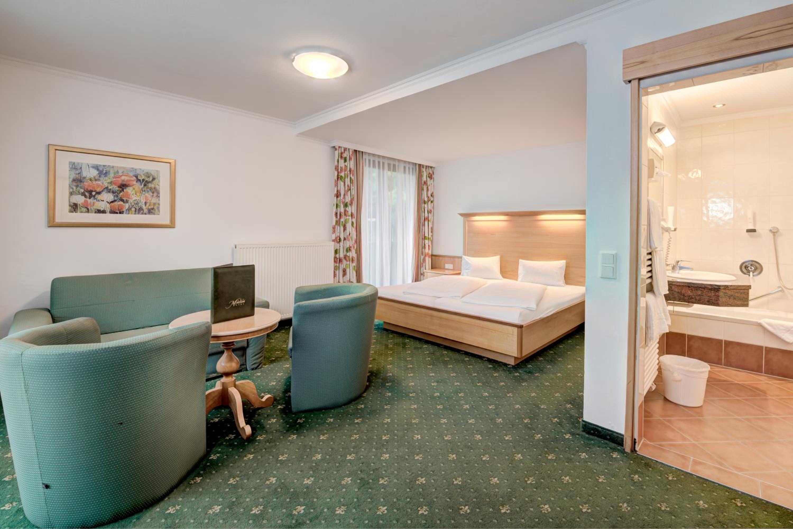 Double Room with Balcony photo 2