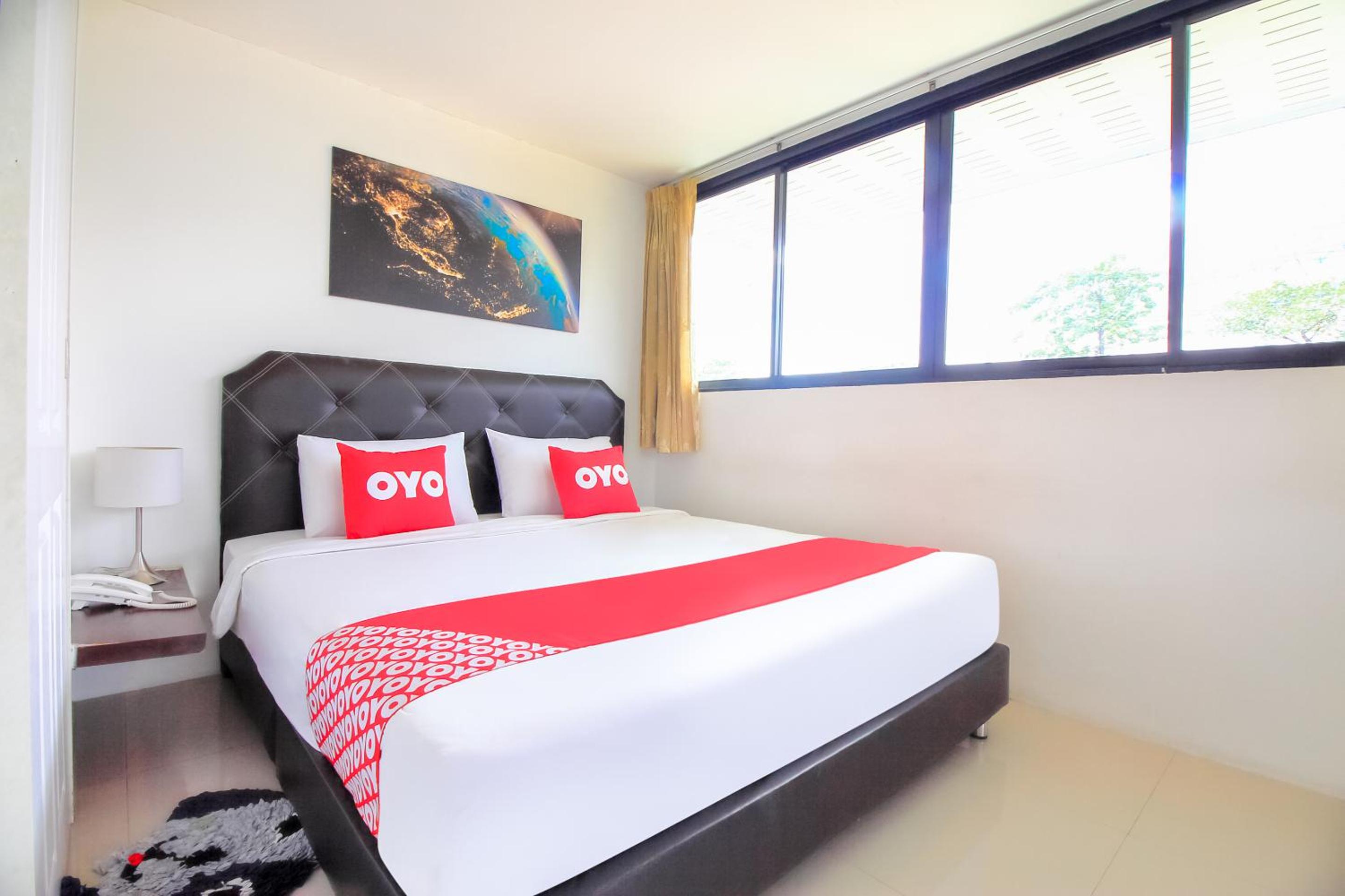 Deluxe Double Room photo 2