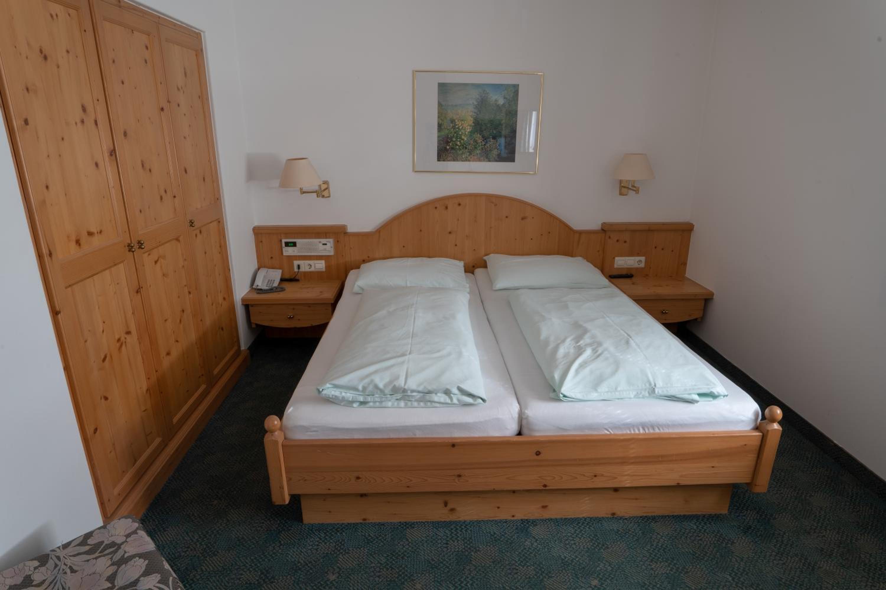 Double Room - Photo 9