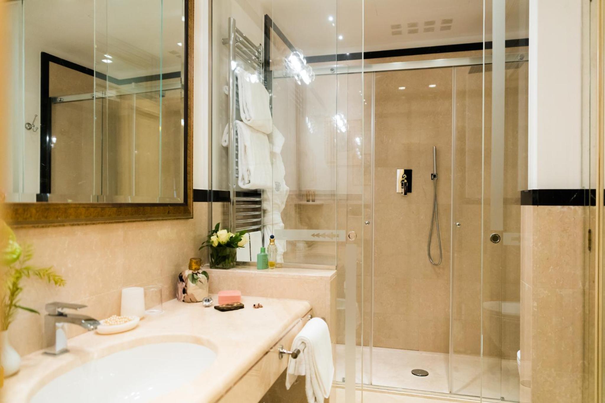 Presidential Suite photo 3