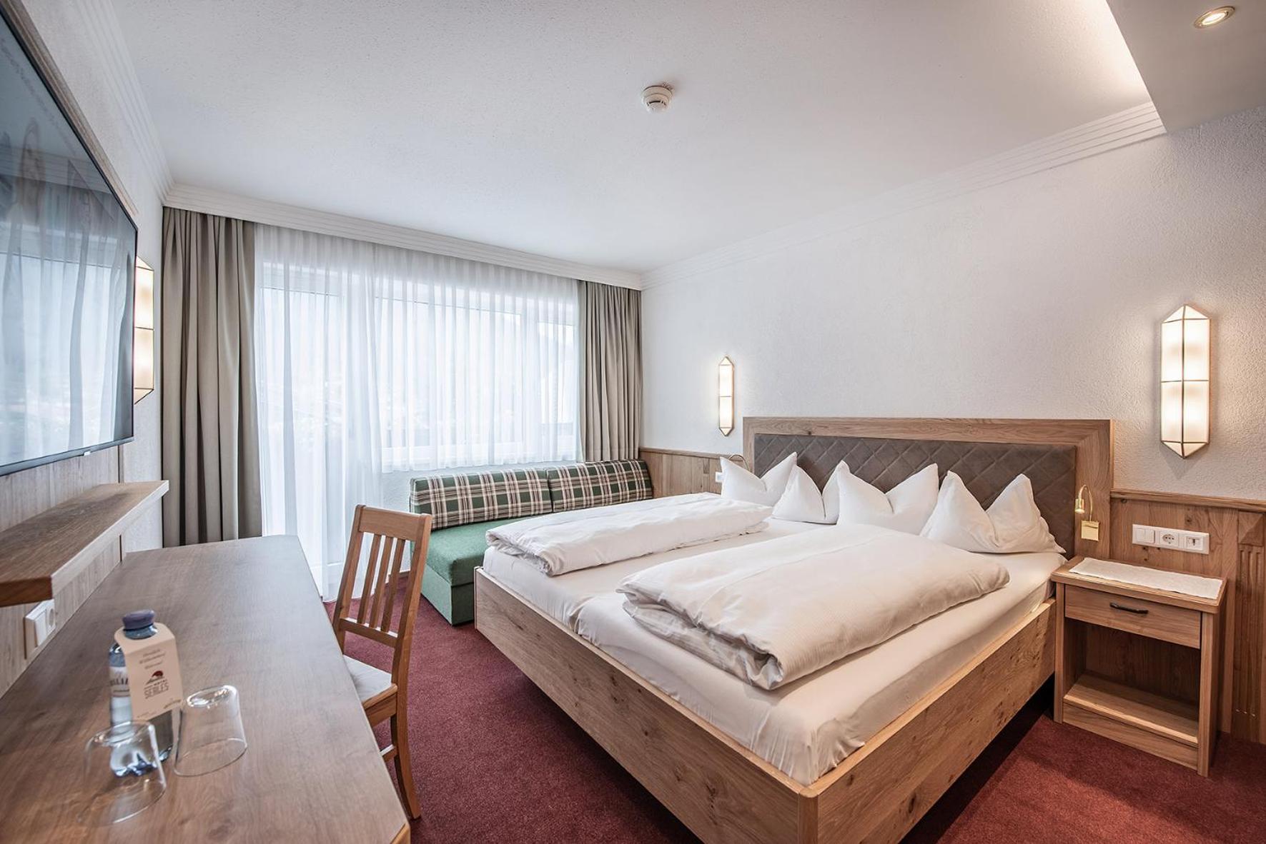 Standard Double Room - Photo 2