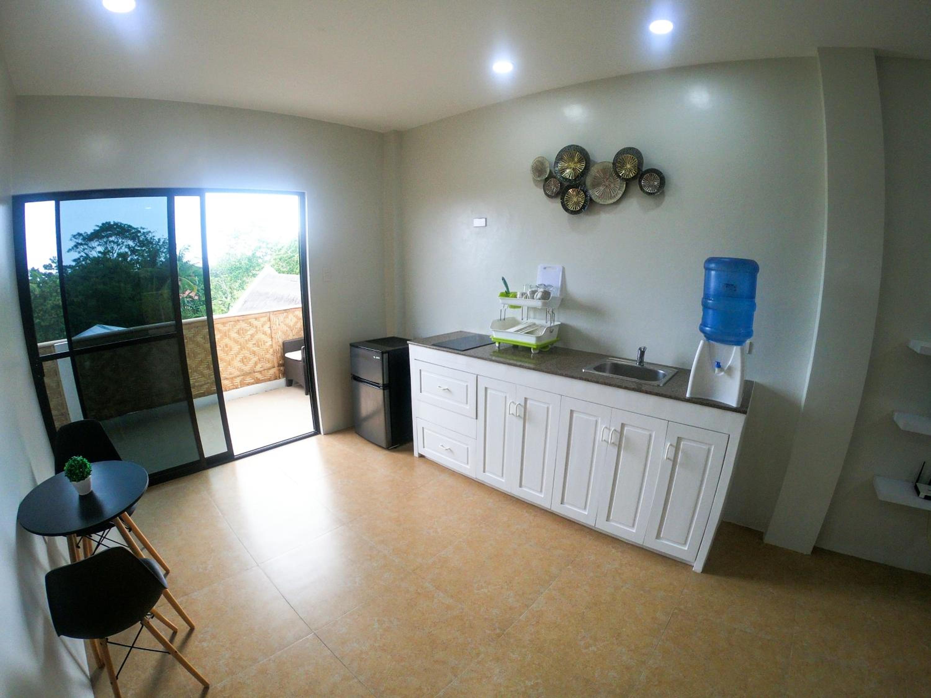 Superior One-Bedroom Apartment photo 2