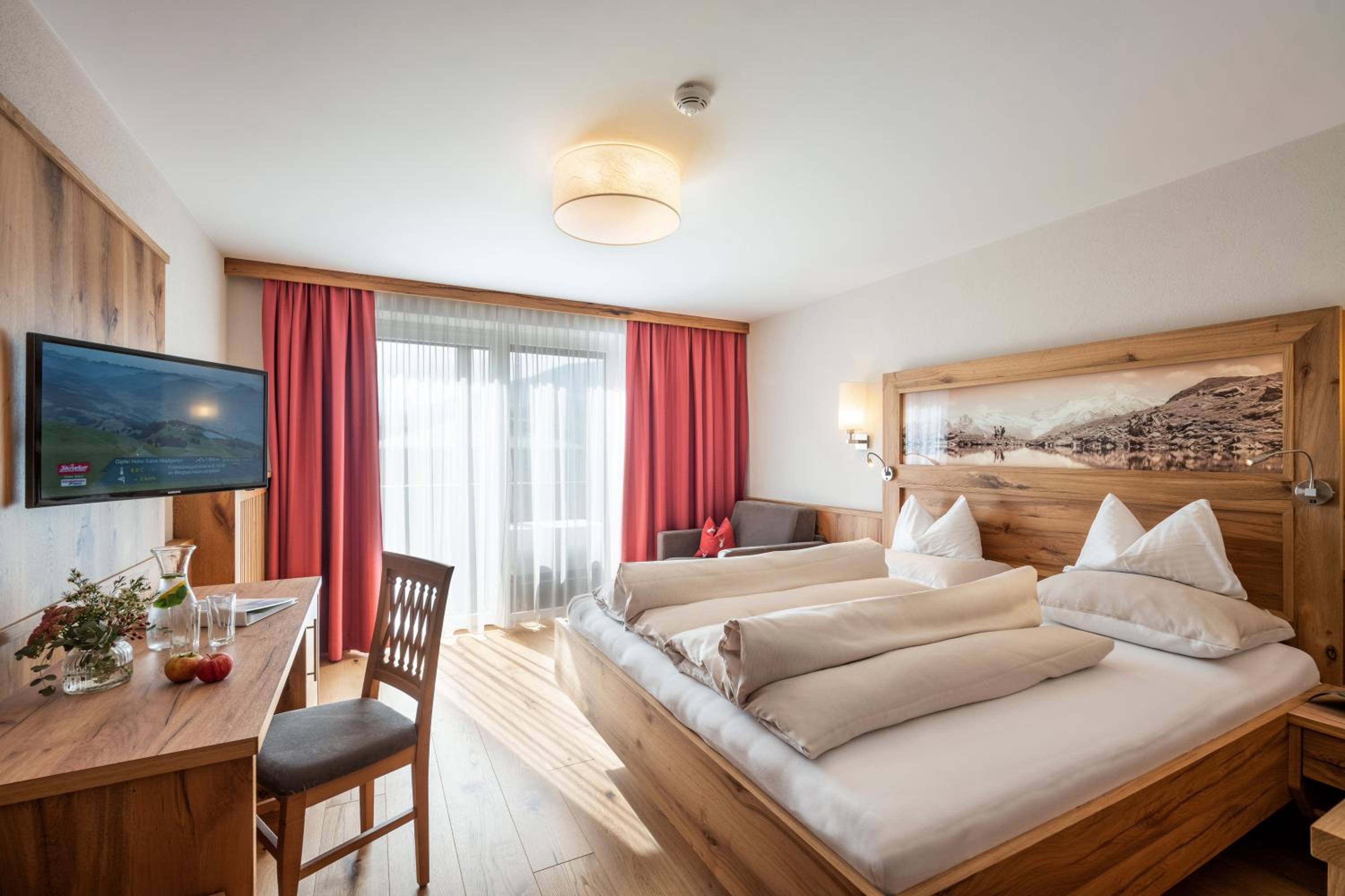 Superior Double Room With Balcony