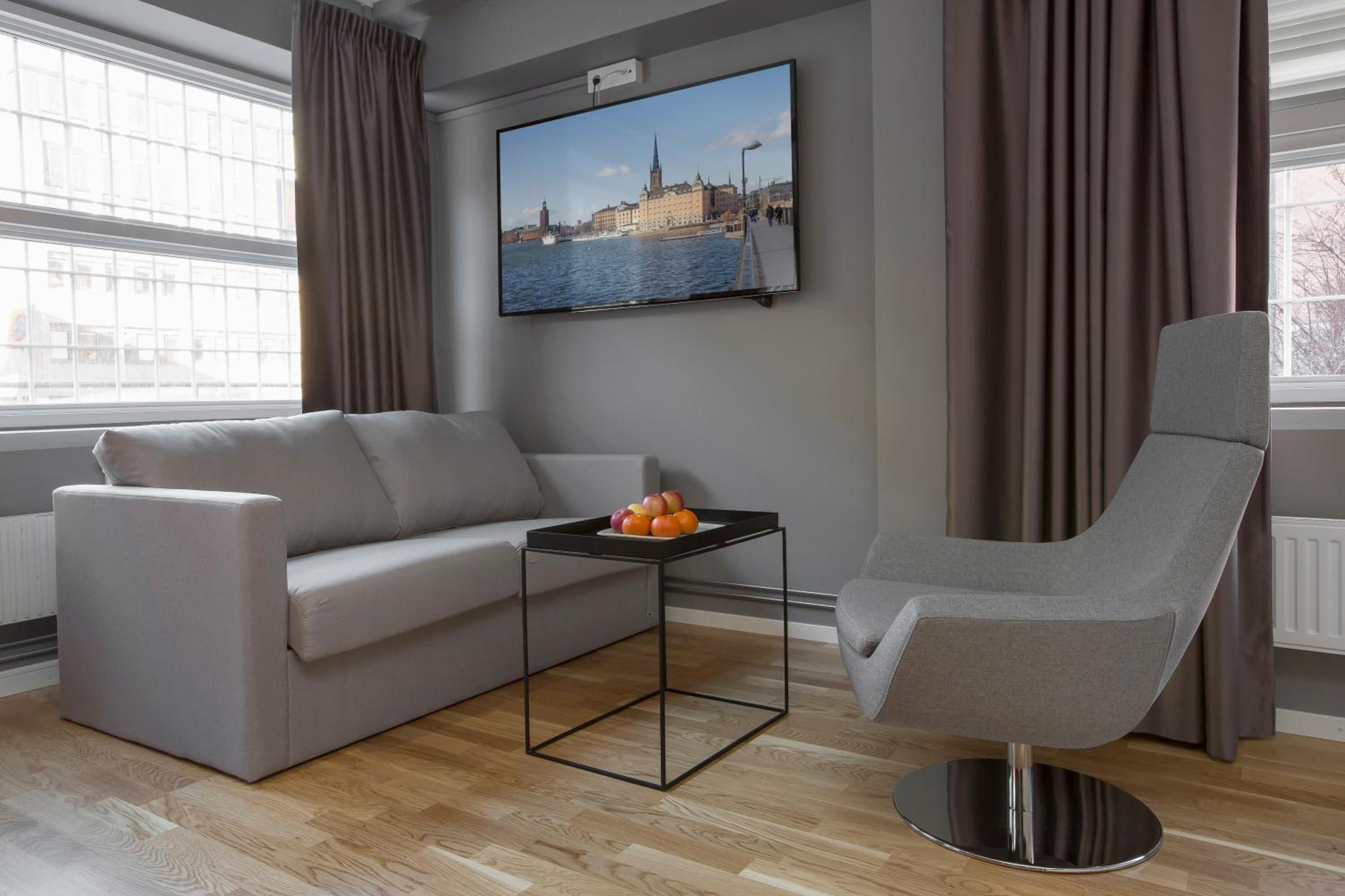 Studio Apartment