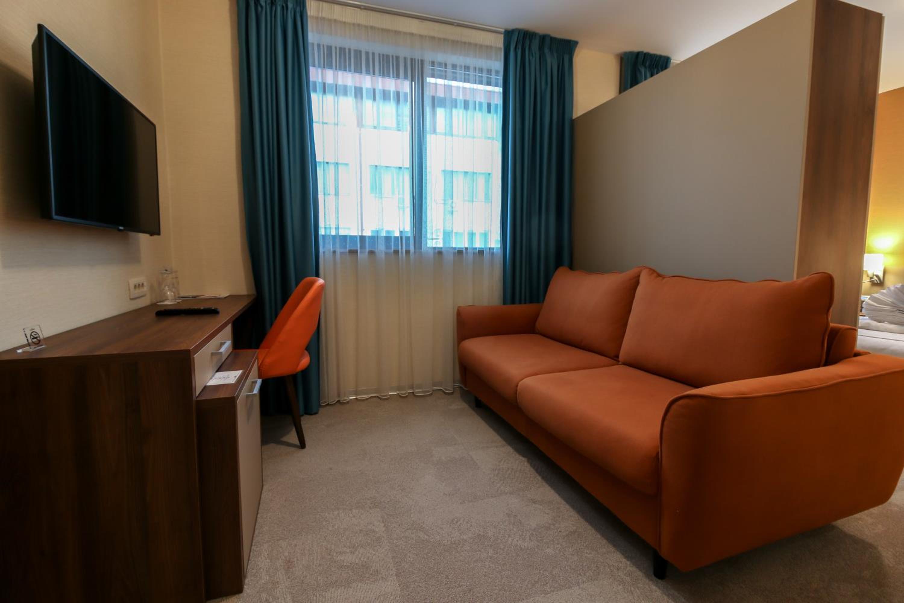 Deluxe Double Room - Photo 7