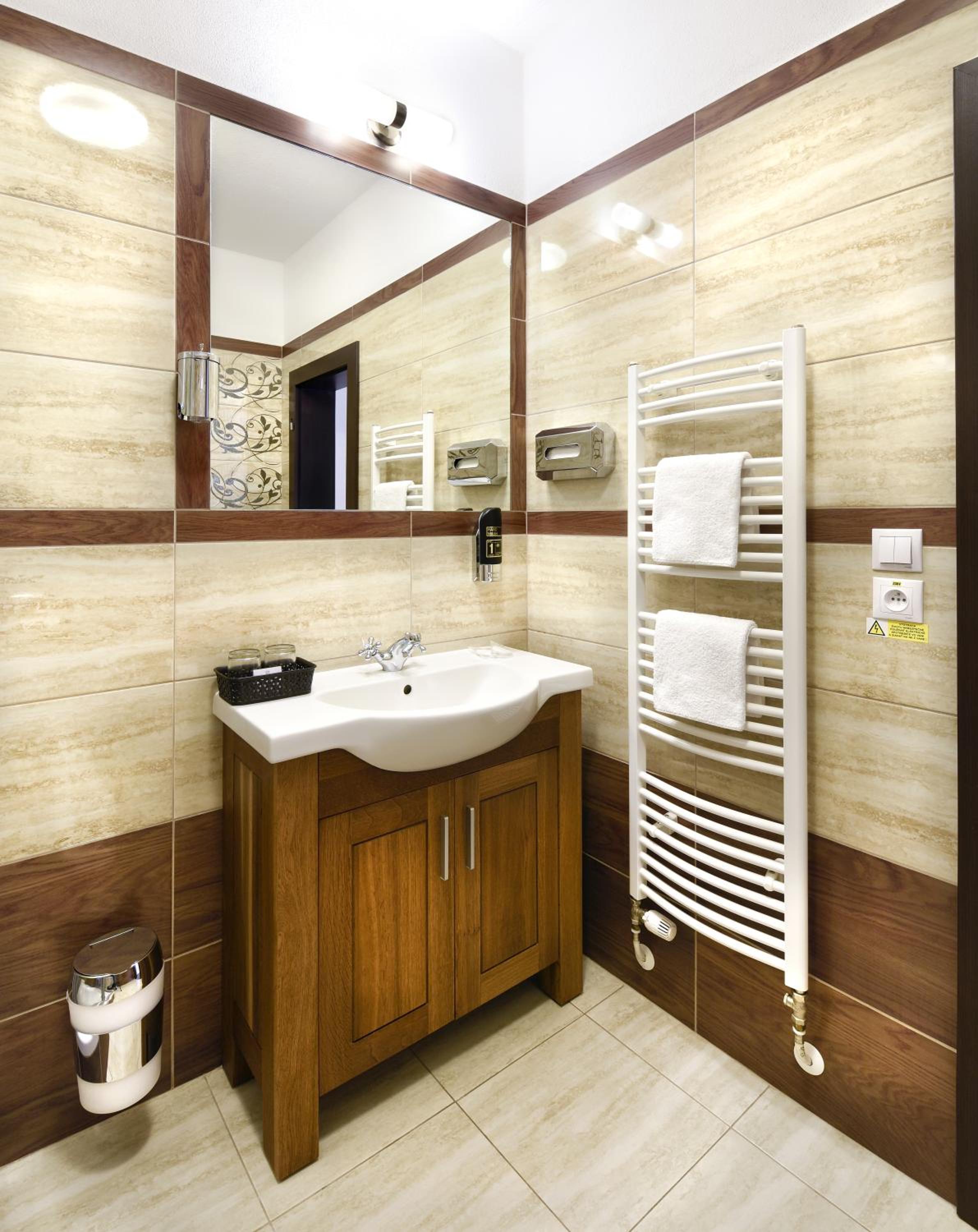 Superior Double Room - Photo 4