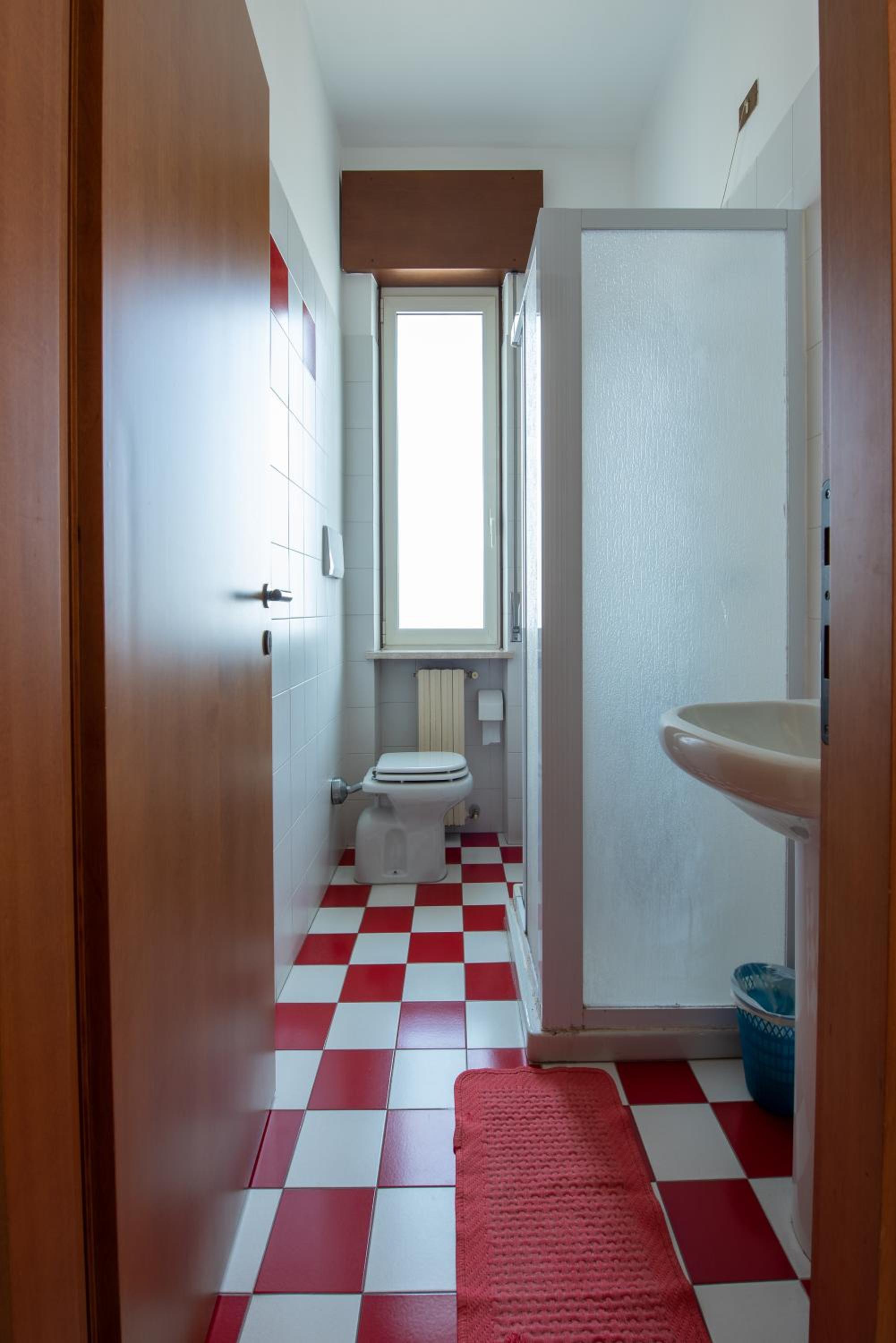 Twin Room With Private Bathroom photo 2